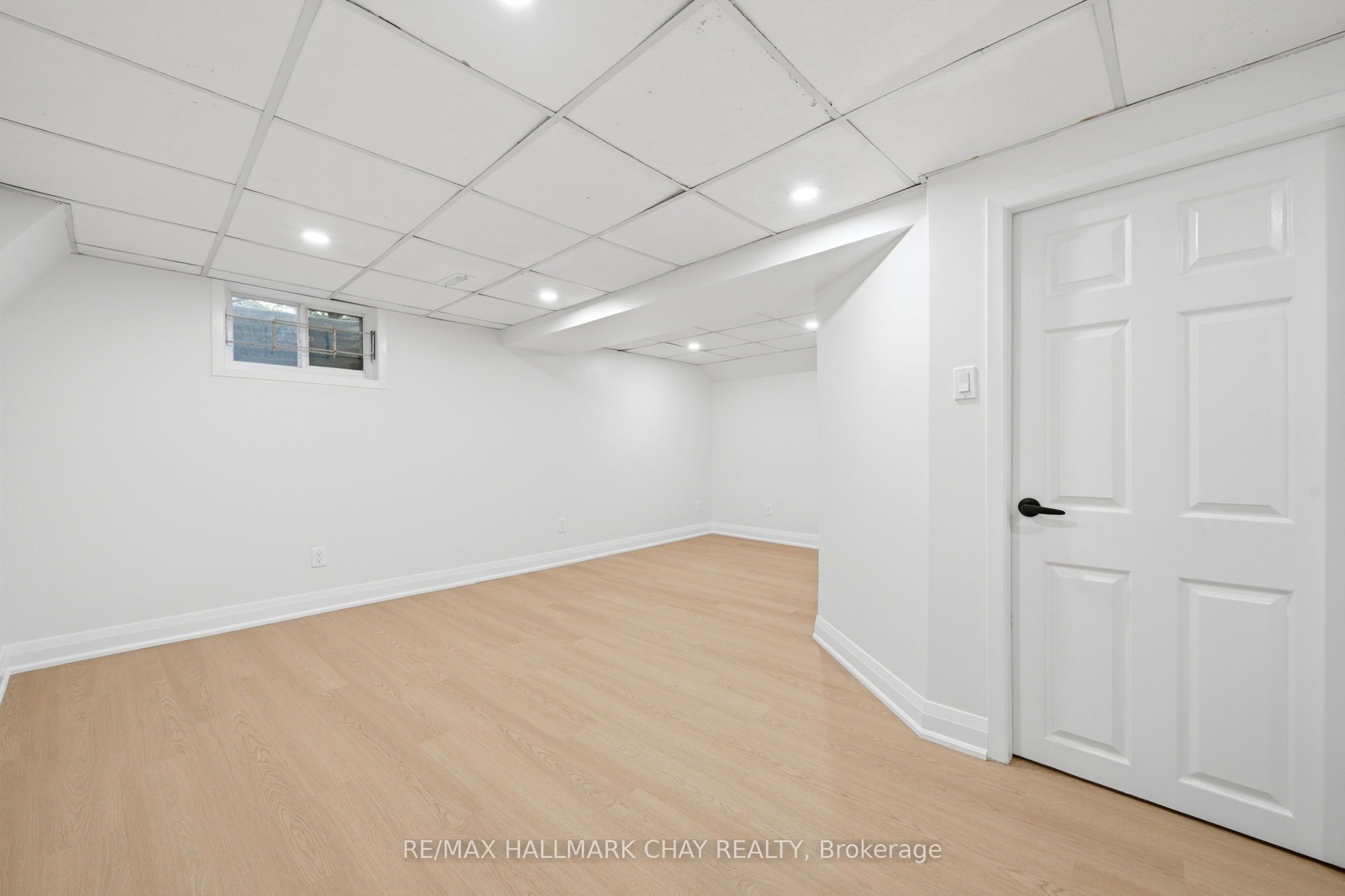 52 Adelaide Street 6 Property Photo 23