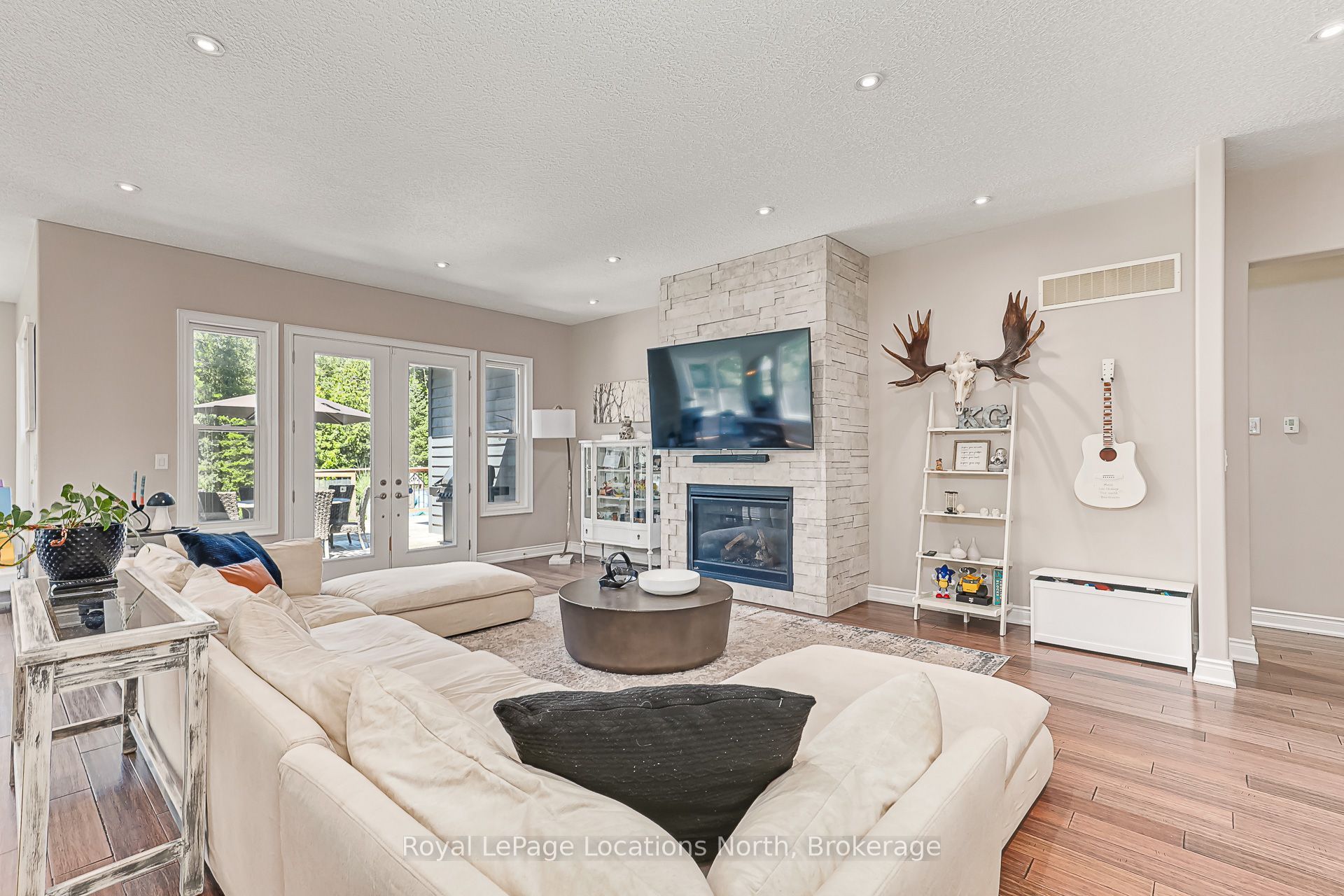 26 Spruce Street Property Photo 12