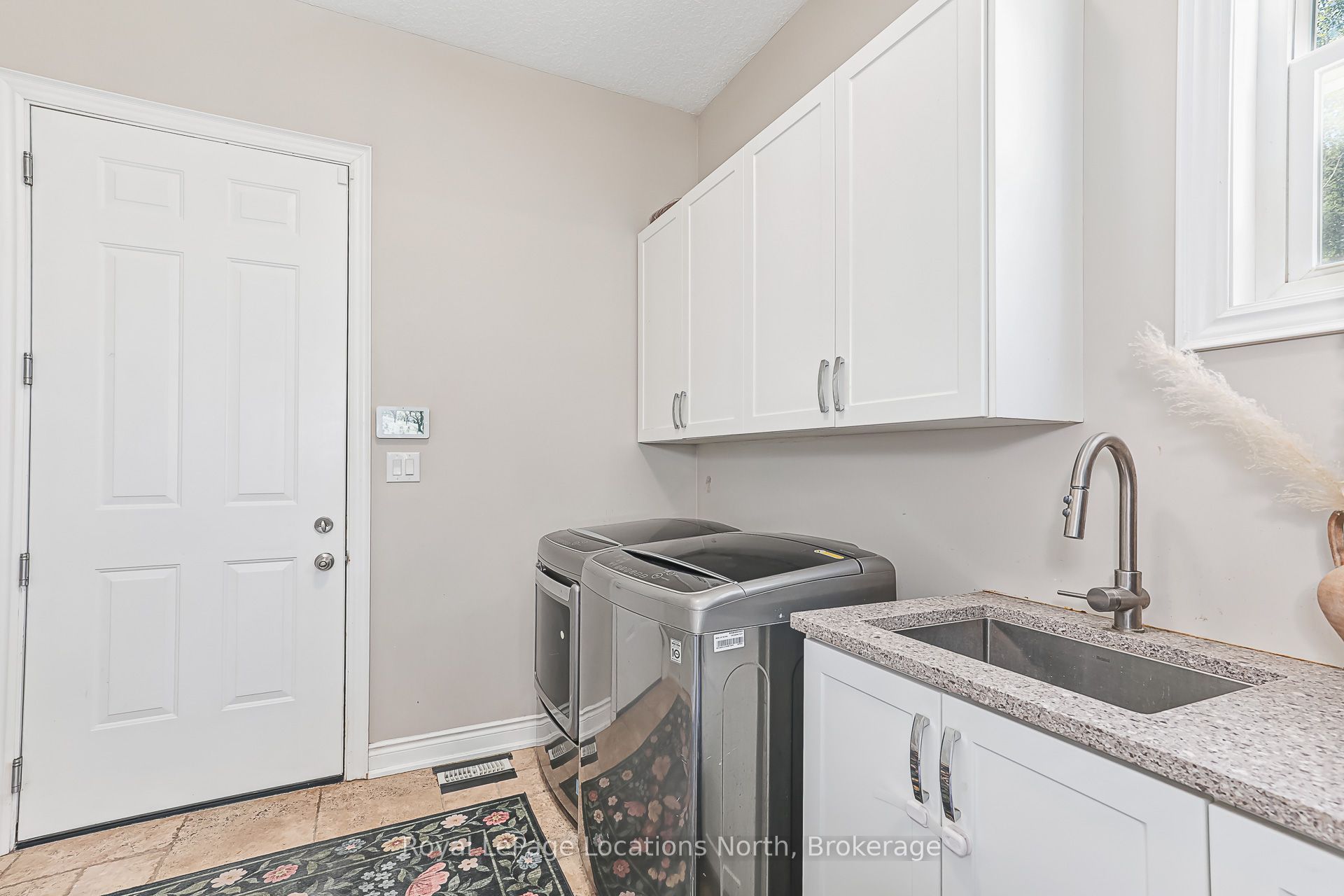 26 Spruce Street Property Photo 18