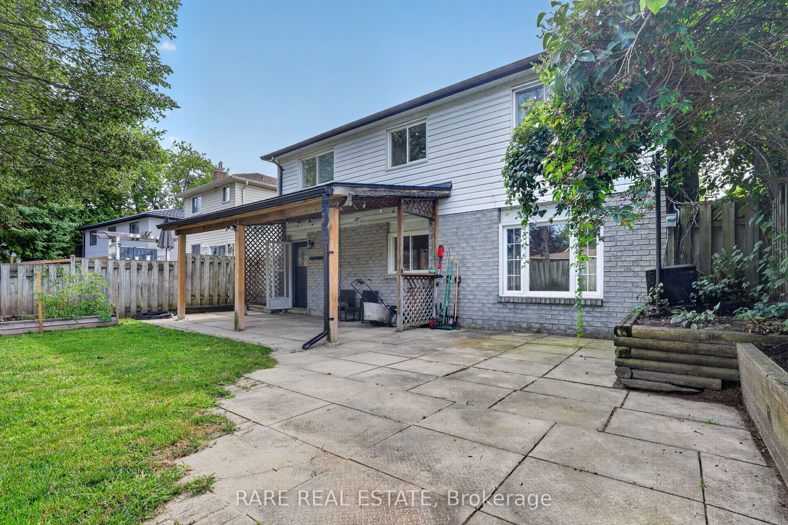 46 Ridgeway Avenue Property Photo 23