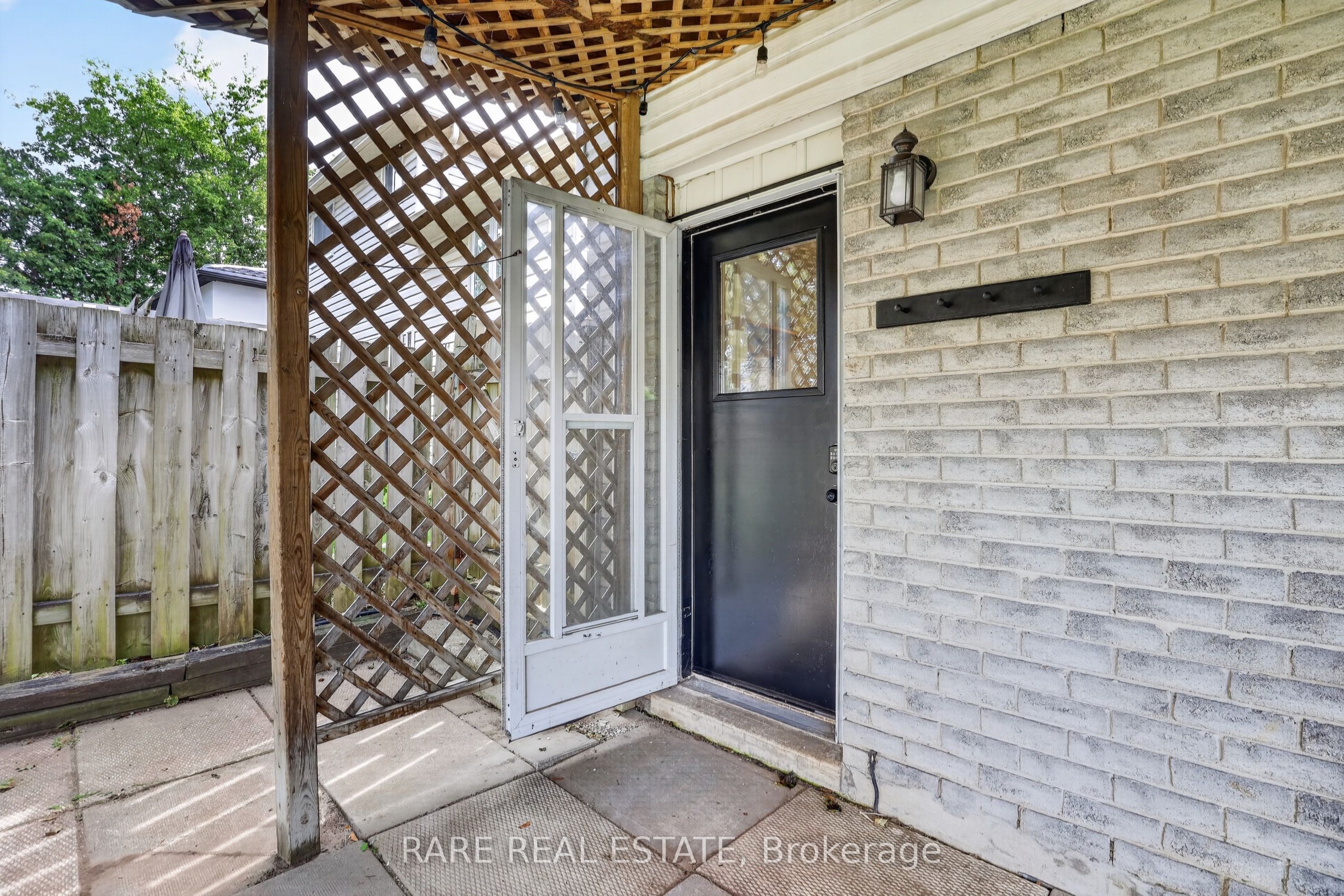 46 Ridgeway Avenue Property Photo 26