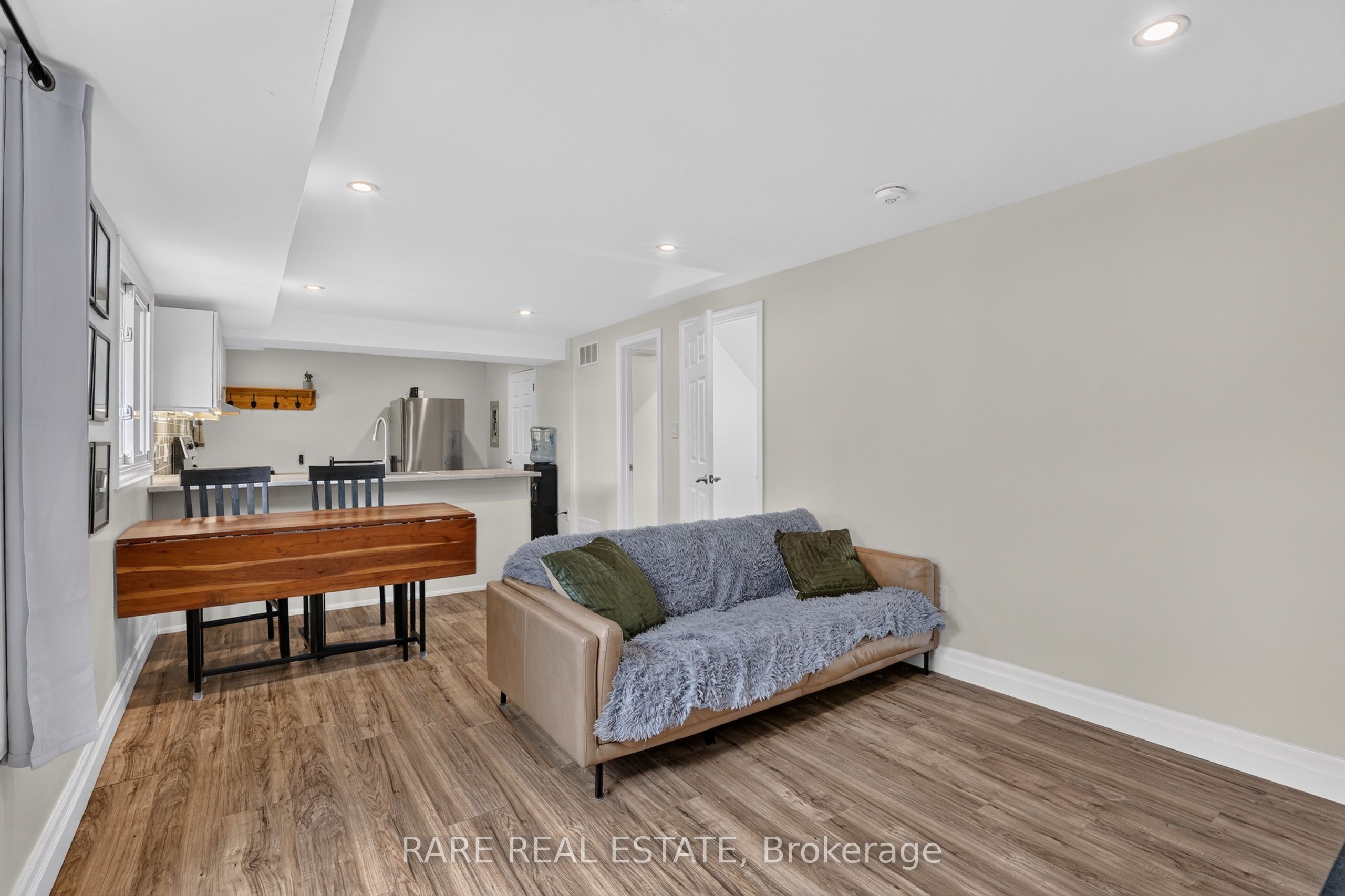 46 Ridgeway Avenue Property Photo 28