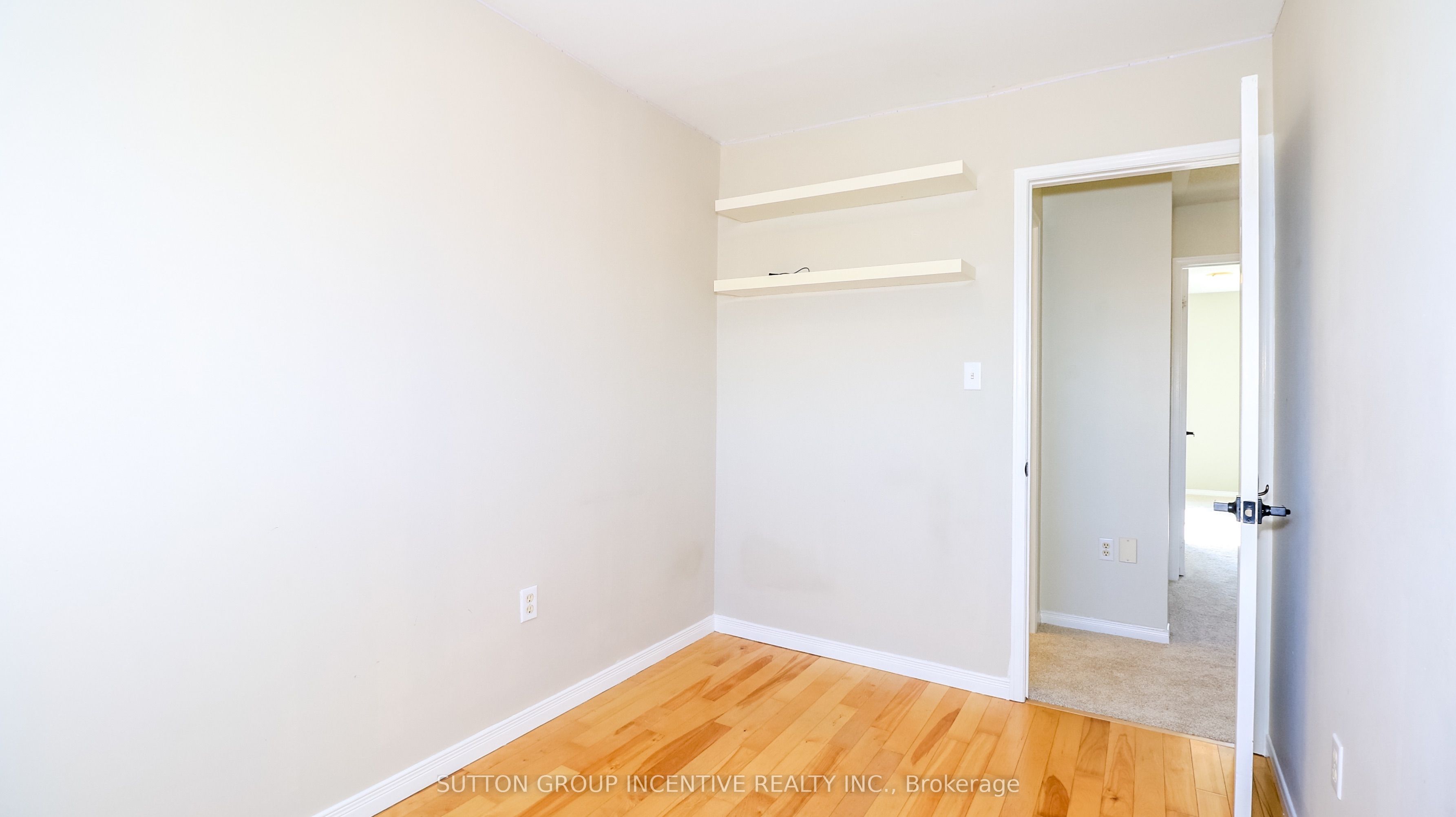 15 Bruce Crescent Property Photo 16