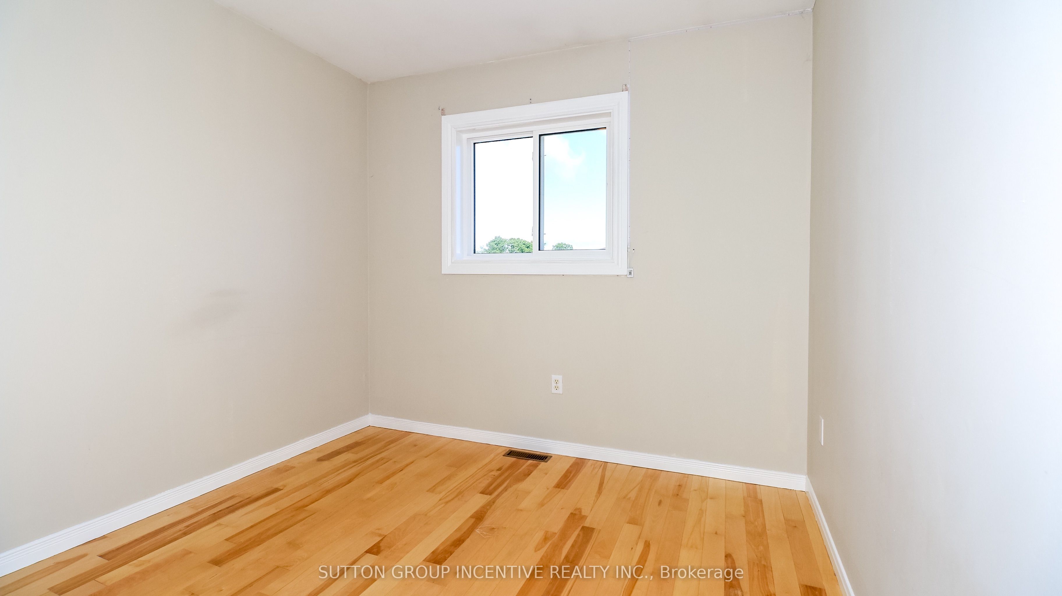 15 Bruce Crescent Property Photo 20