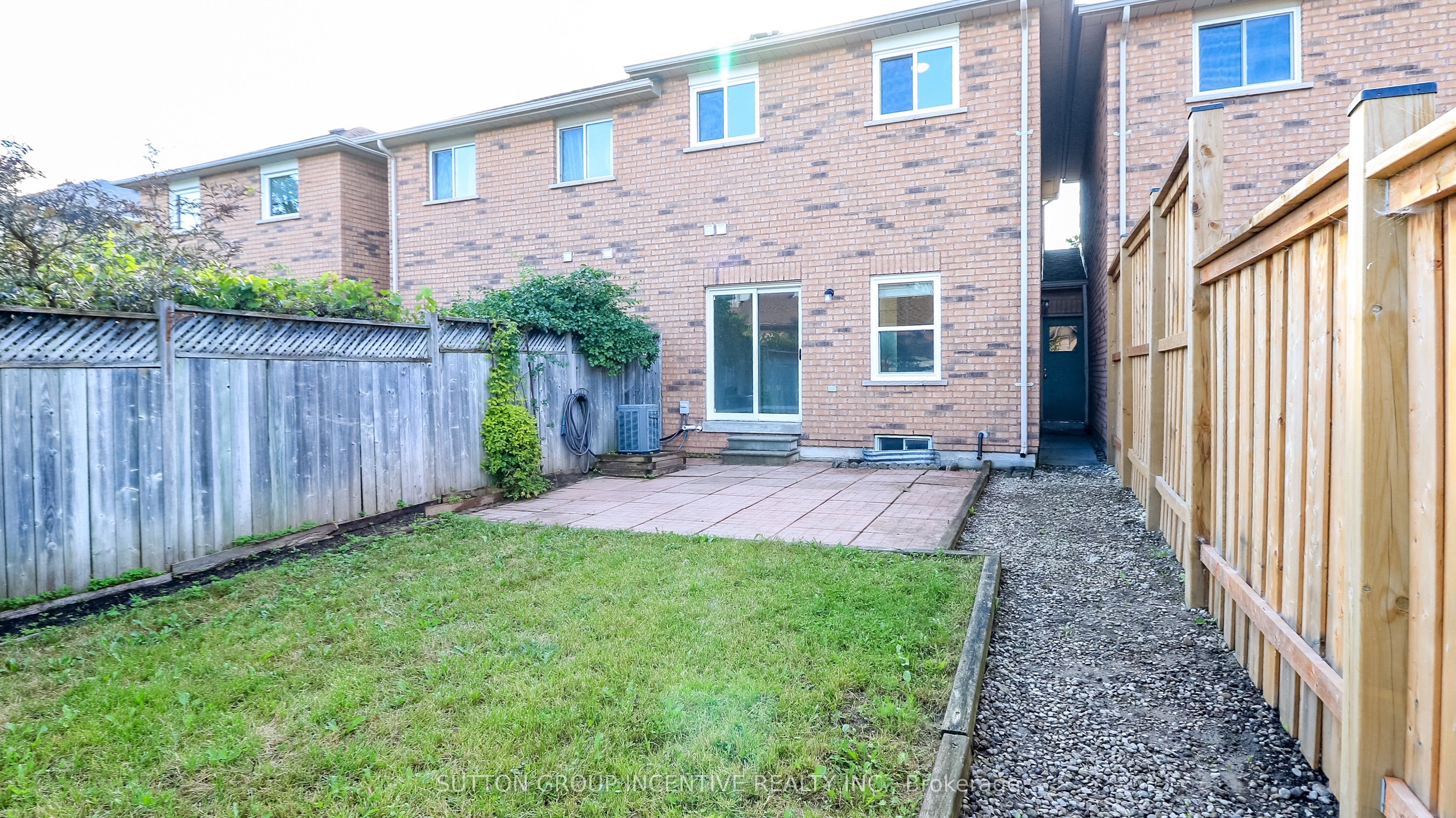 15 Bruce Crescent Property Photo 38
