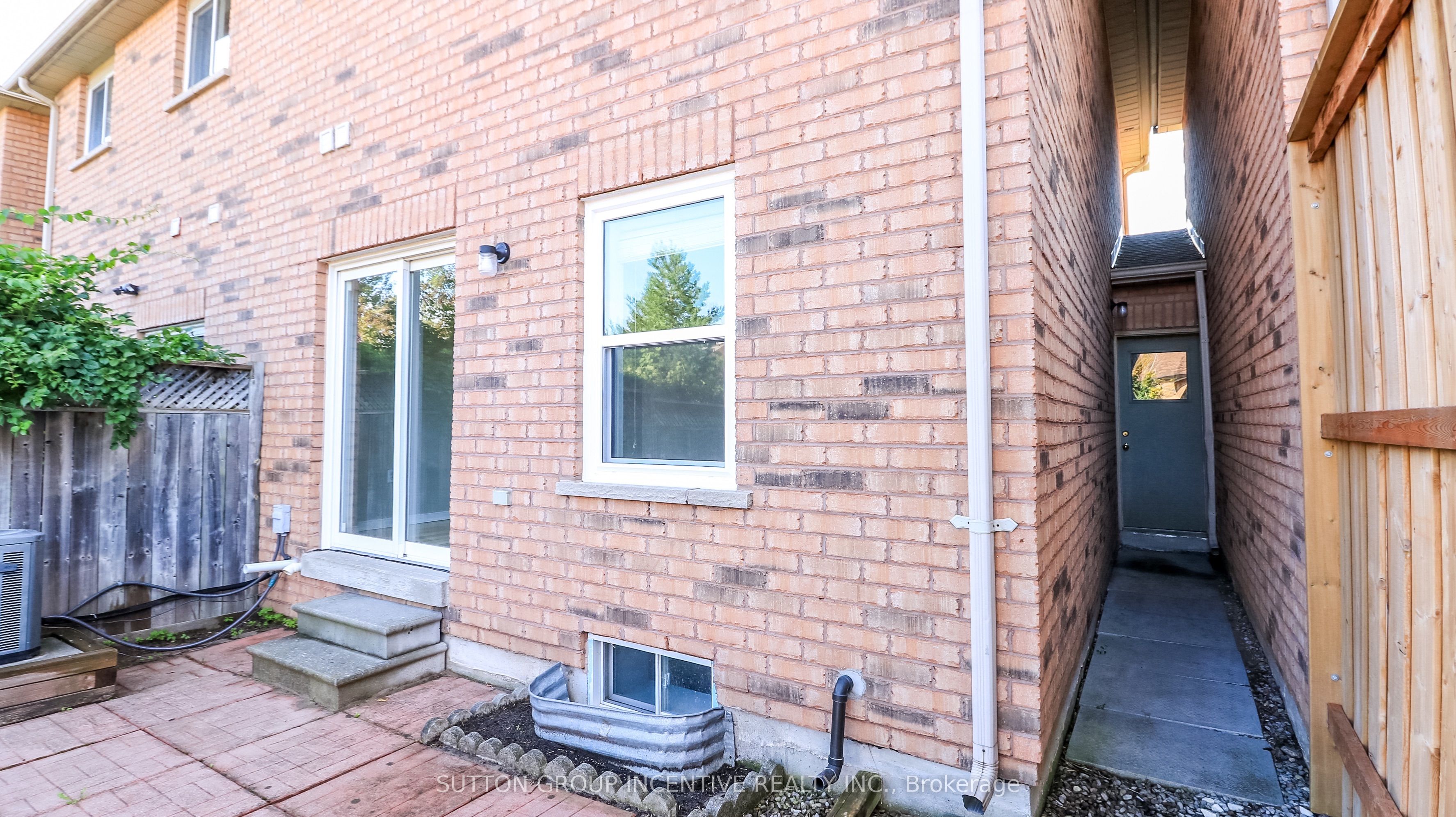 15 Bruce Crescent Property Photo 41