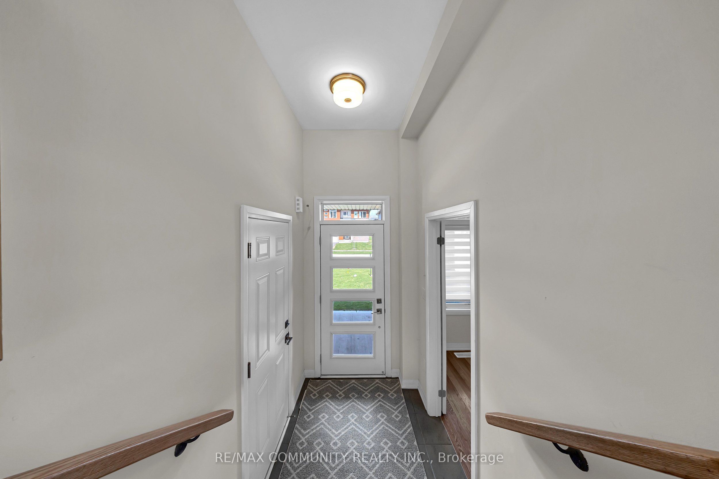 3169 Searidge Street Property Photo 7