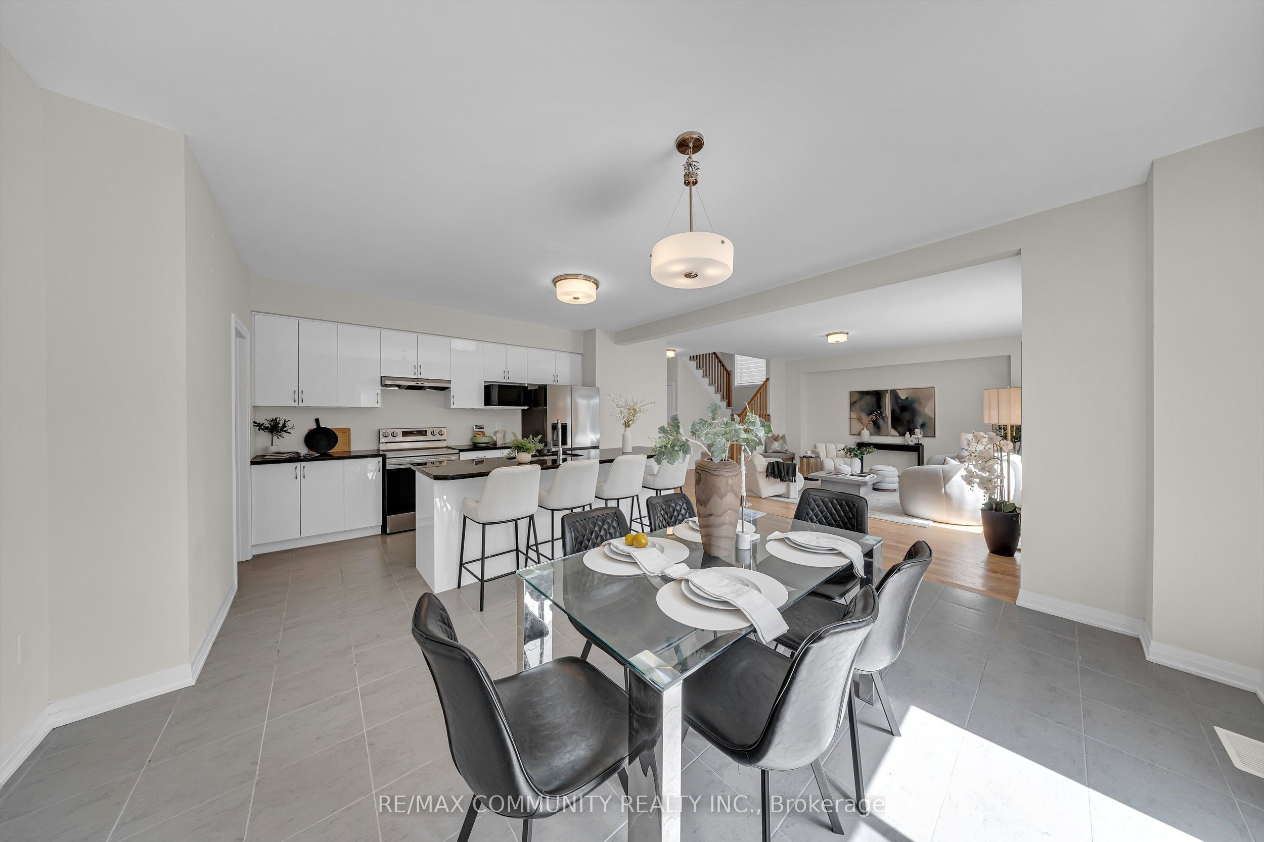 3169 Searidge Street Property Photo 23