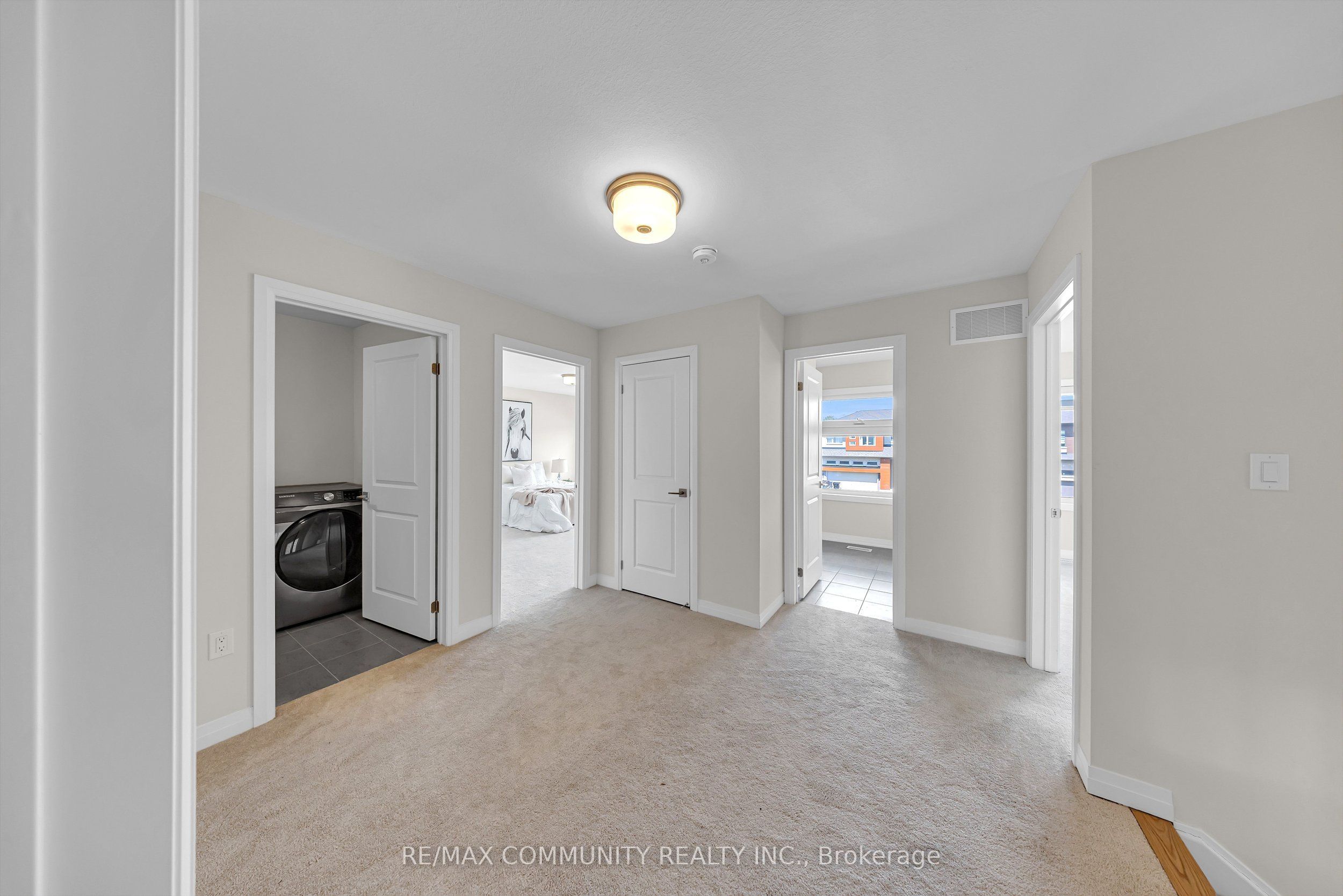 3169 Searidge Street Property Photo 27