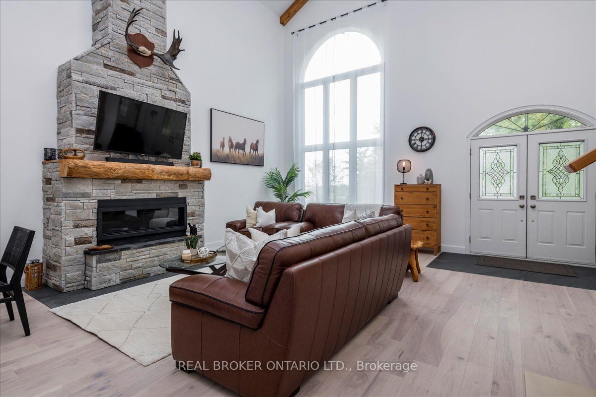 3665 Baldwick Lane Property Photo 6