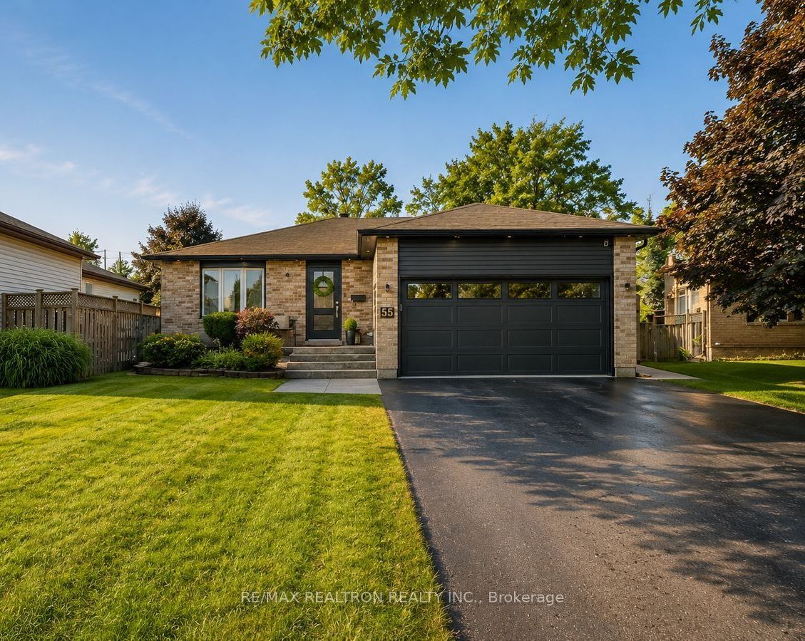 55 Laurie Crescent Property Photo 1