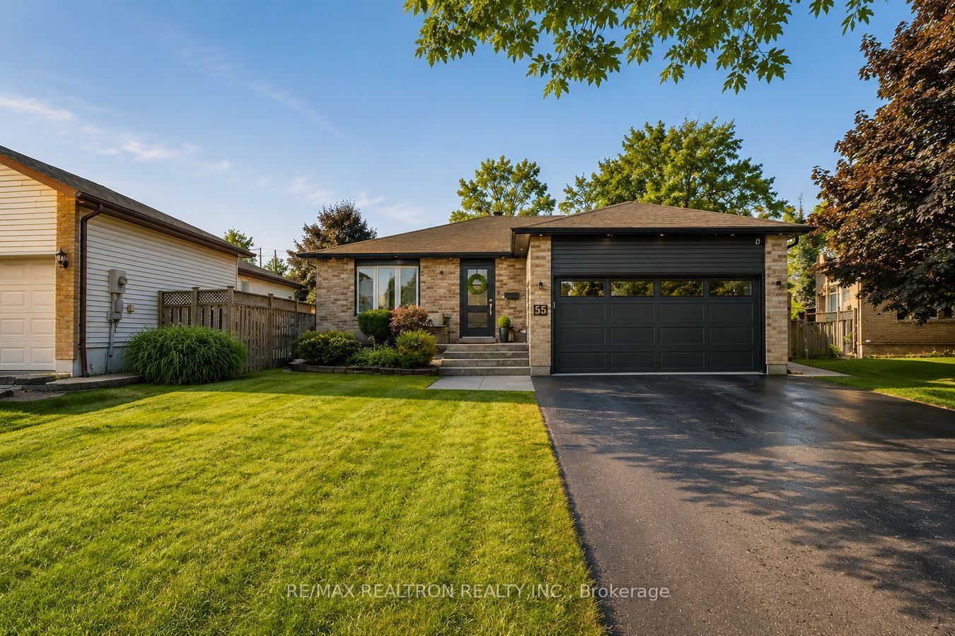55 Laurie Crescent Property Photo 2