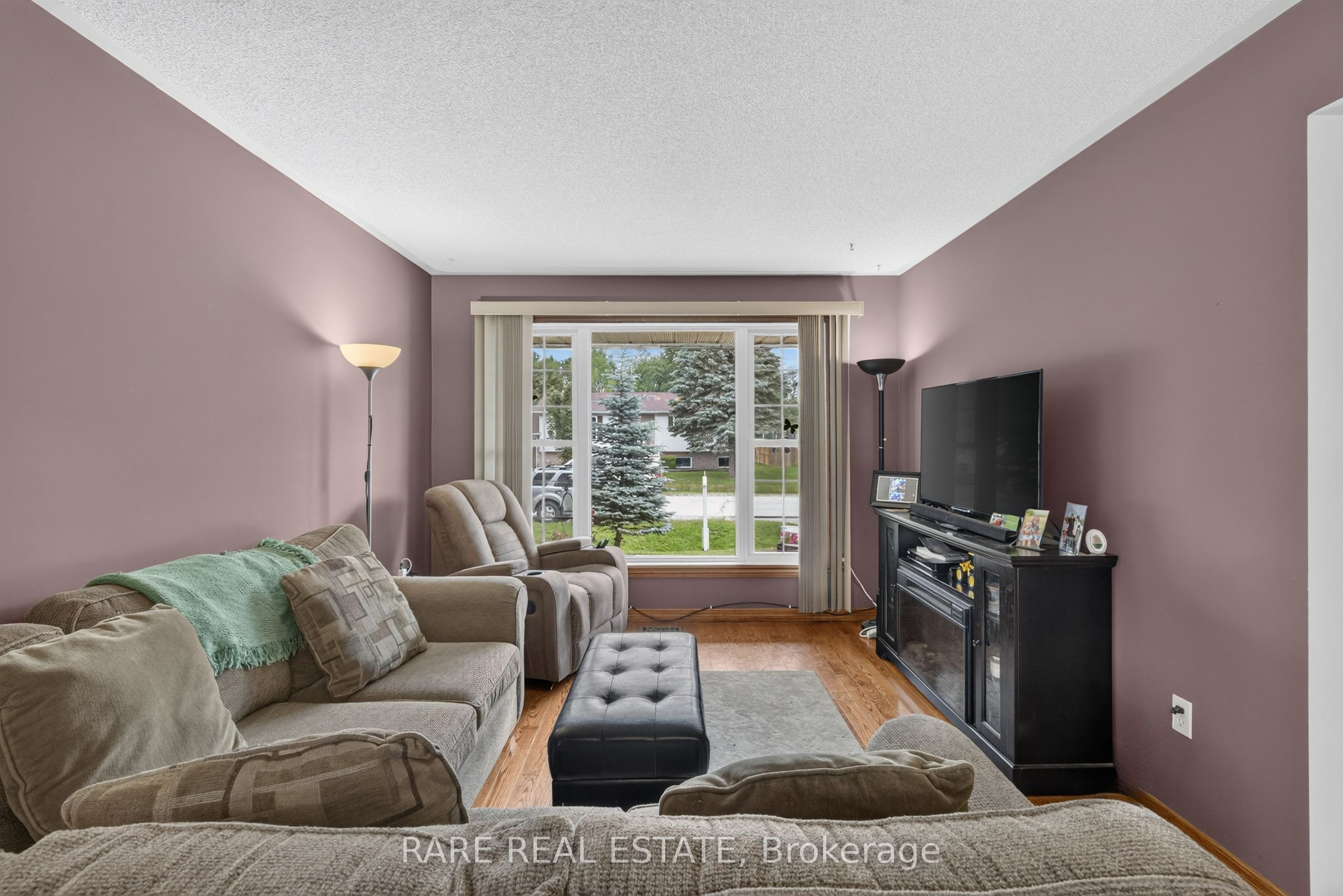 25 Edgewood Crescent Property Photo 10