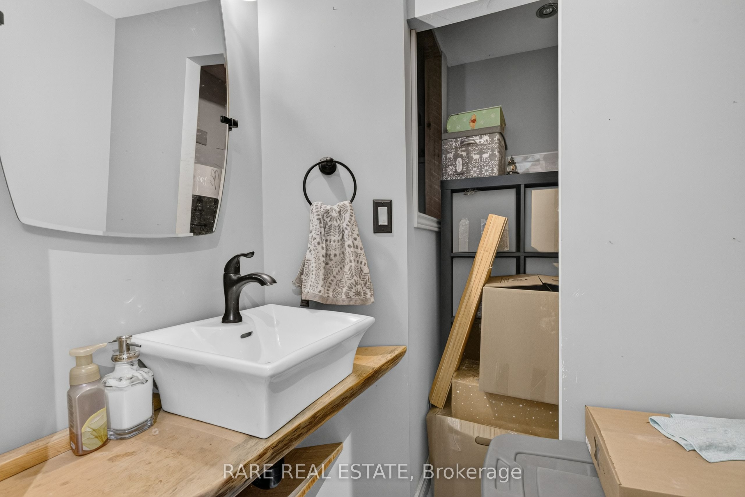 25 Edgewood Crescent Property Photo 19