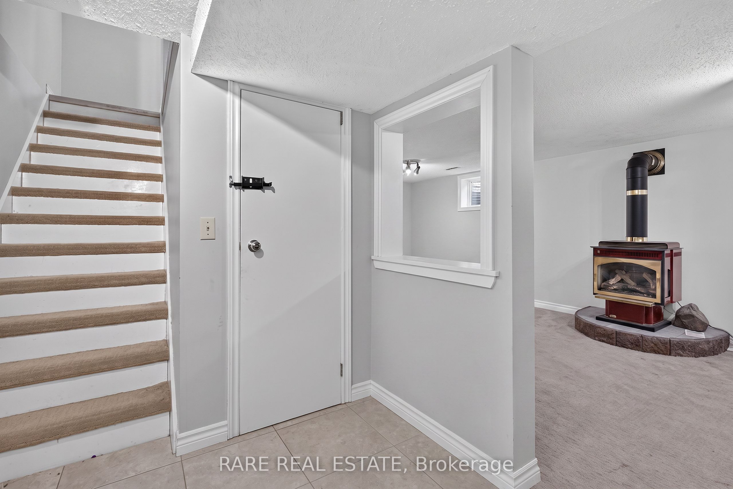25 Edgewood Crescent Property Photo 29