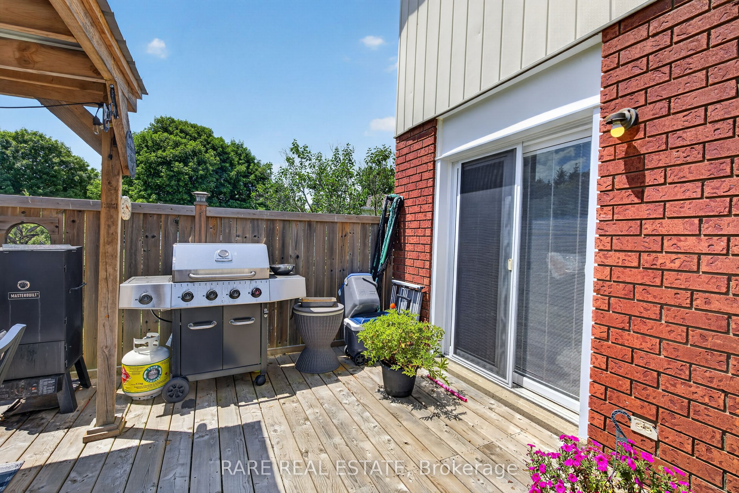 25 Edgewood Crescent Property Photo 34