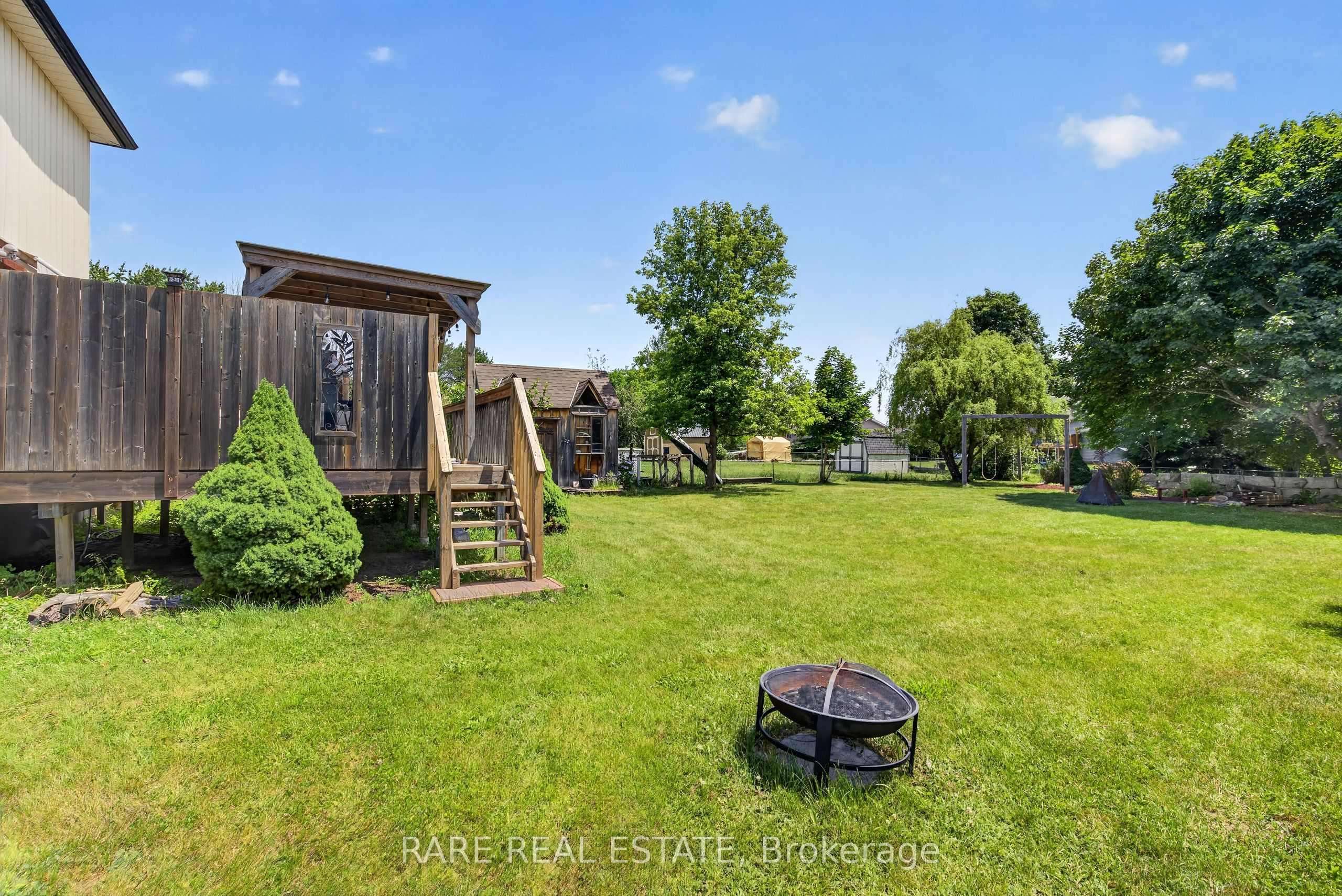25 Edgewood Crescent Property Photo 40