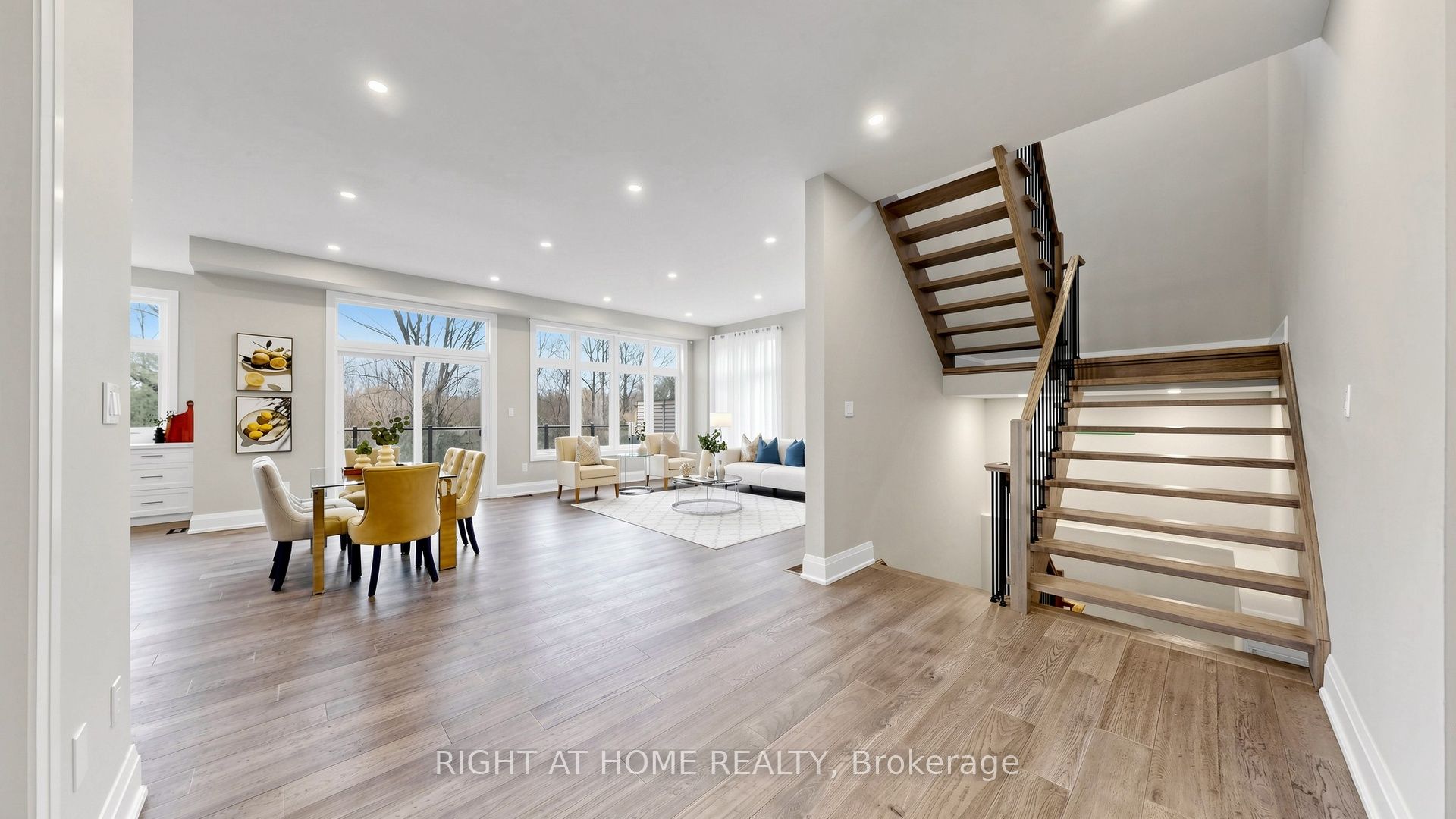 14 Dixon Court Property Photo 6