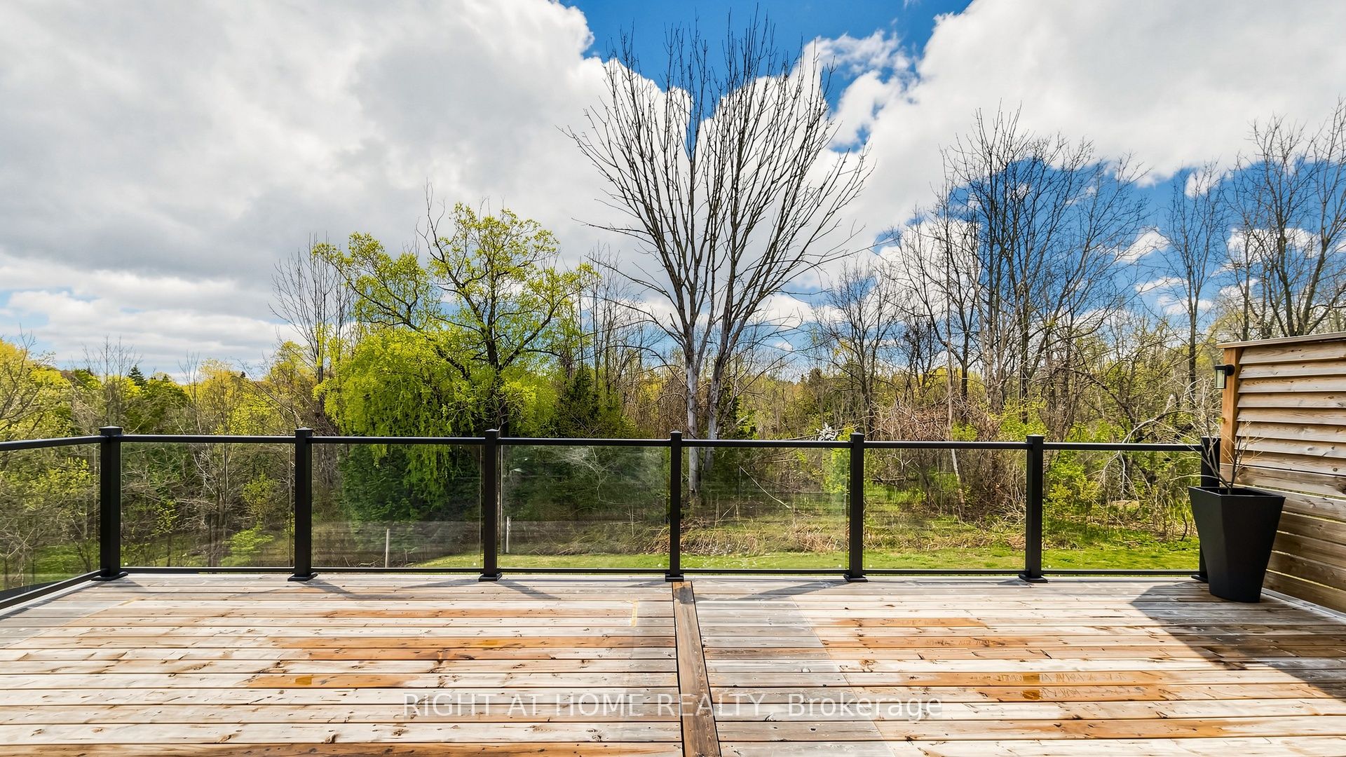 14 Dixon Court Property Photo 42