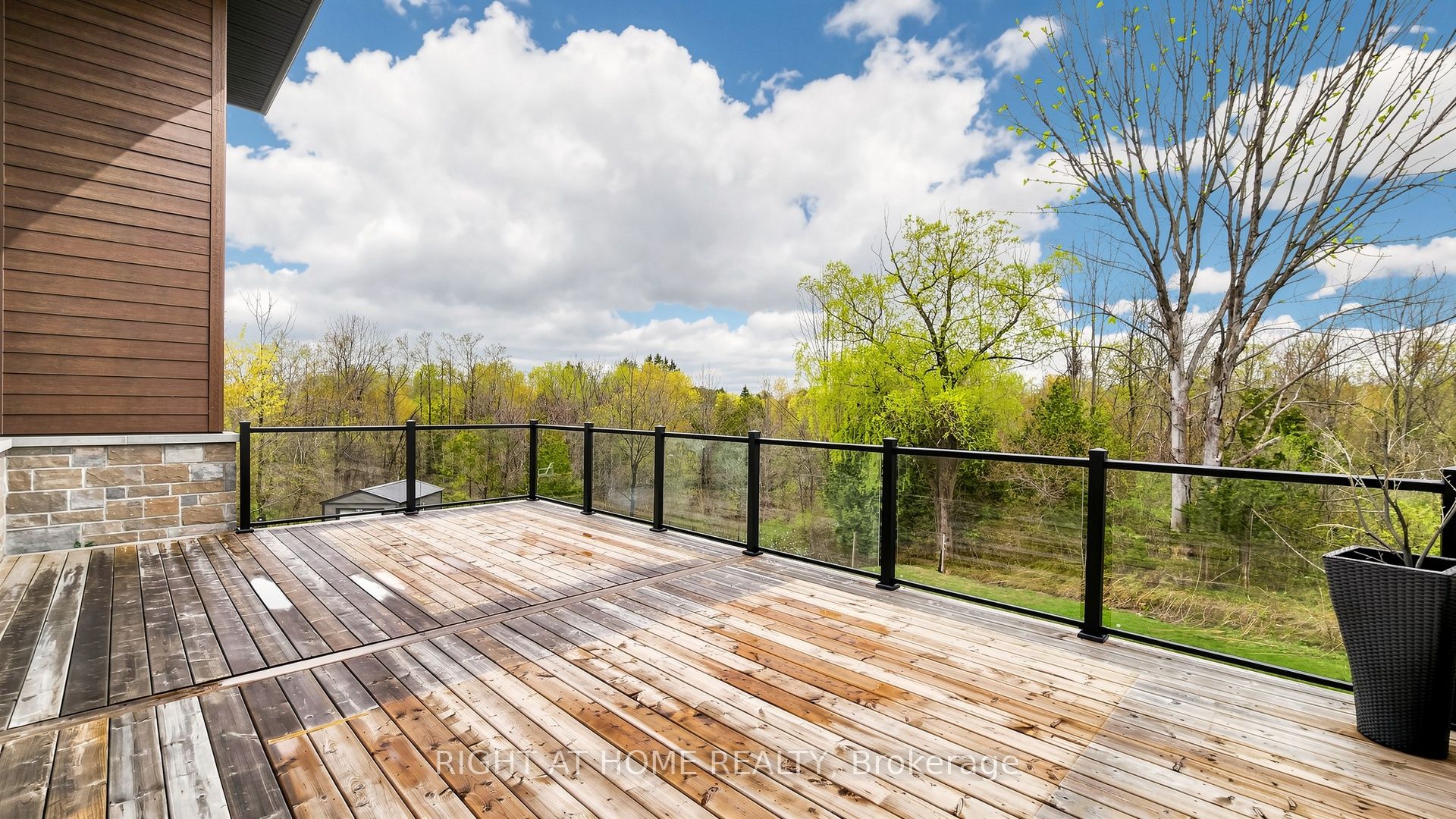 14 Dixon Court Property Photo 43