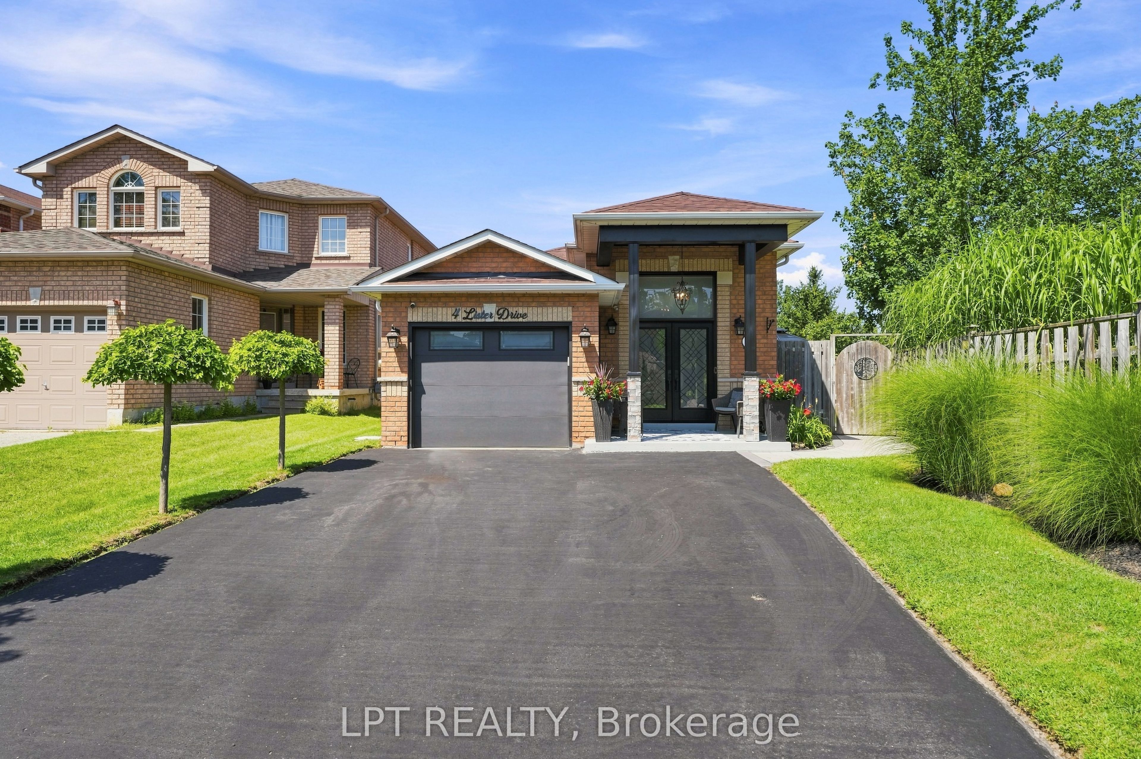 4 Lister Drive Property Photo 1