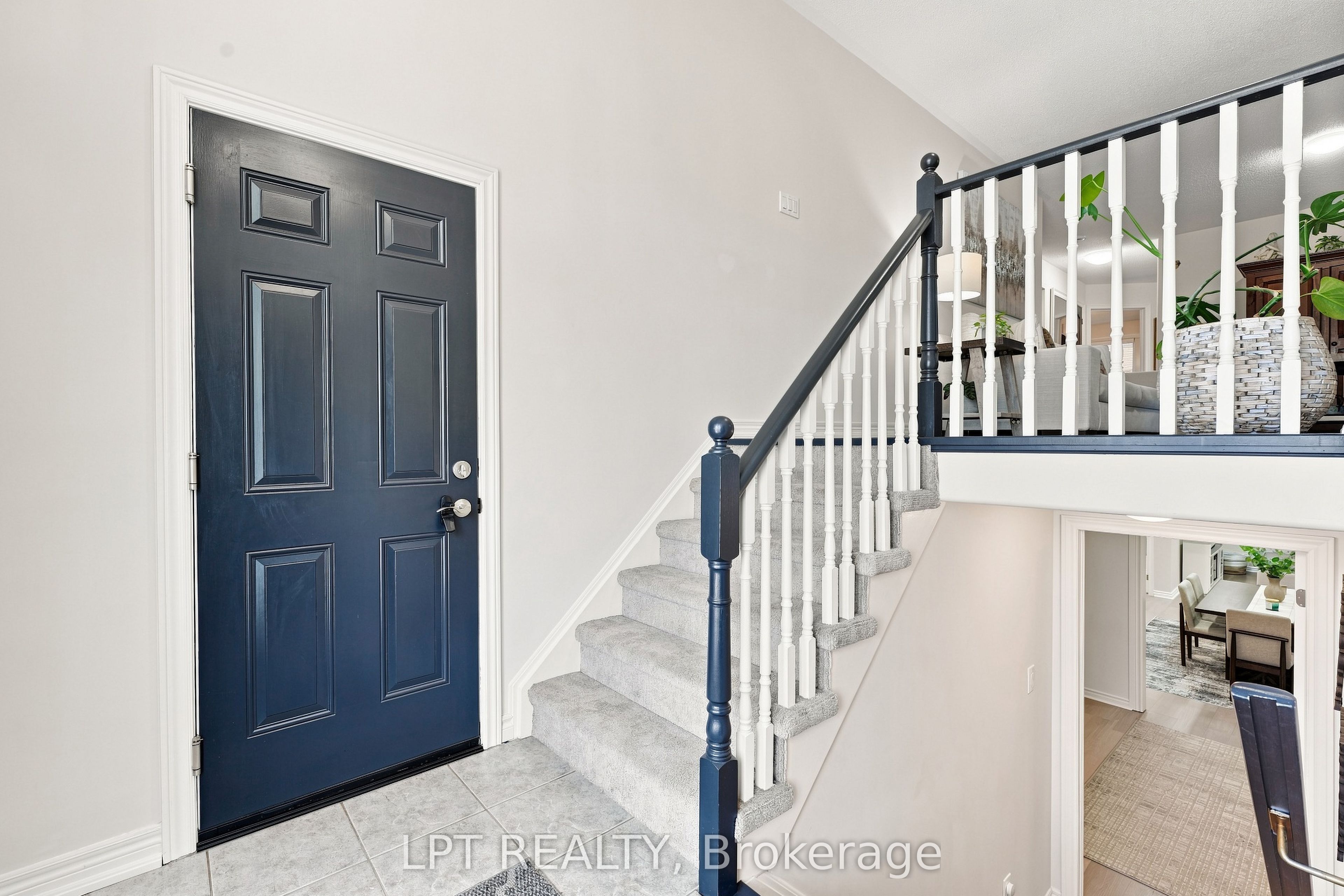 4 Lister Drive Property Photo 5