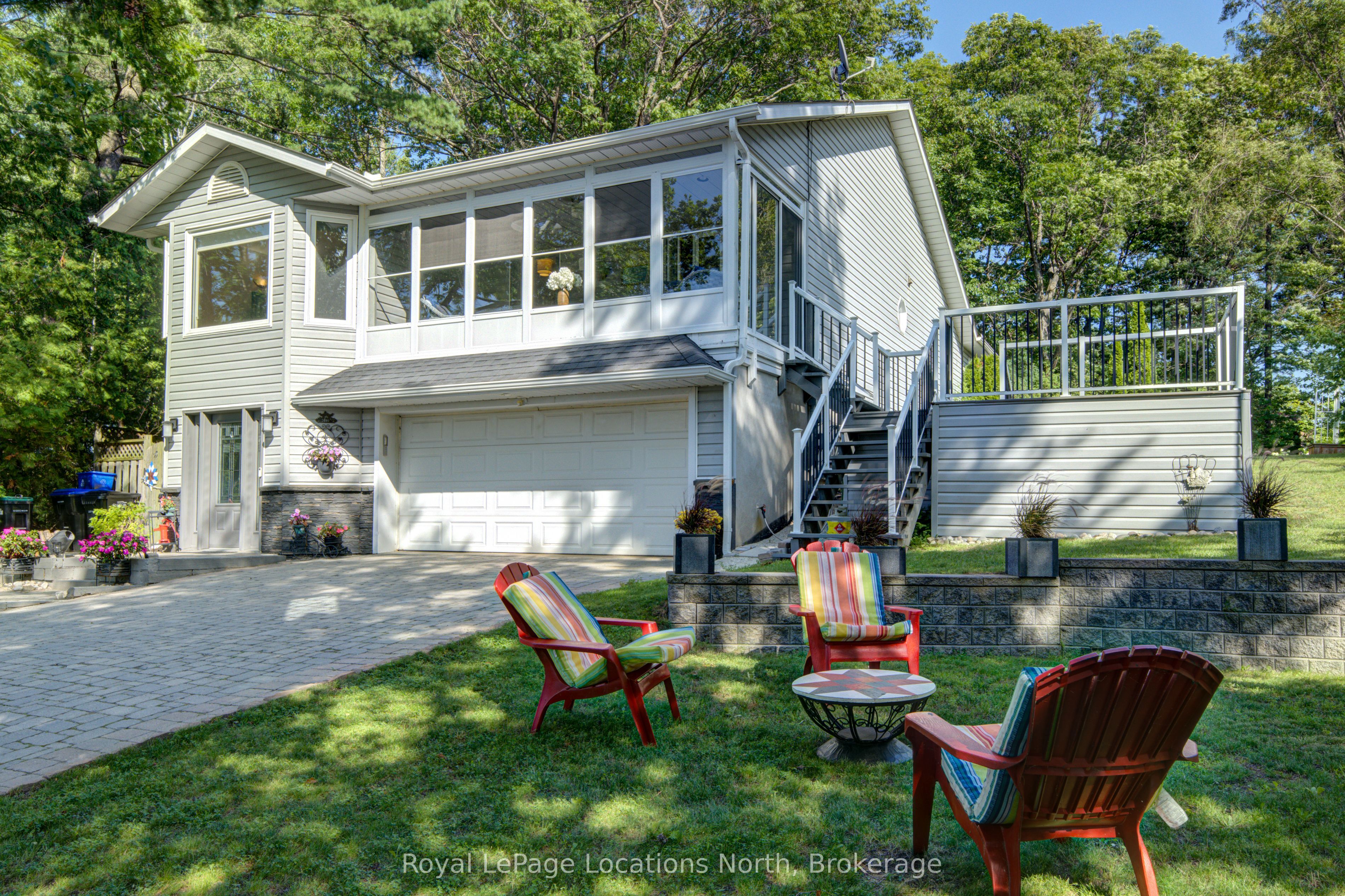 2225 Tiny Beaches Road S Property Photo 1