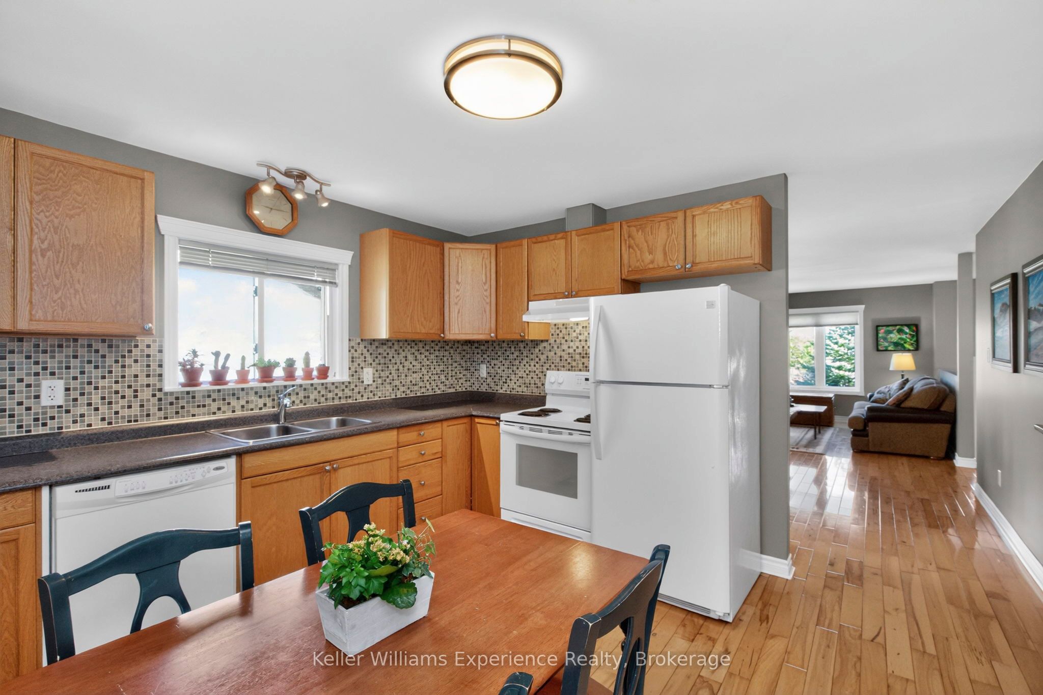 53 Therrien Court Property Photo 5