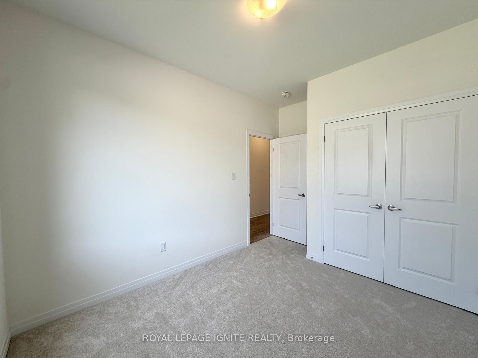 551 Hudson Street Property Photo 6