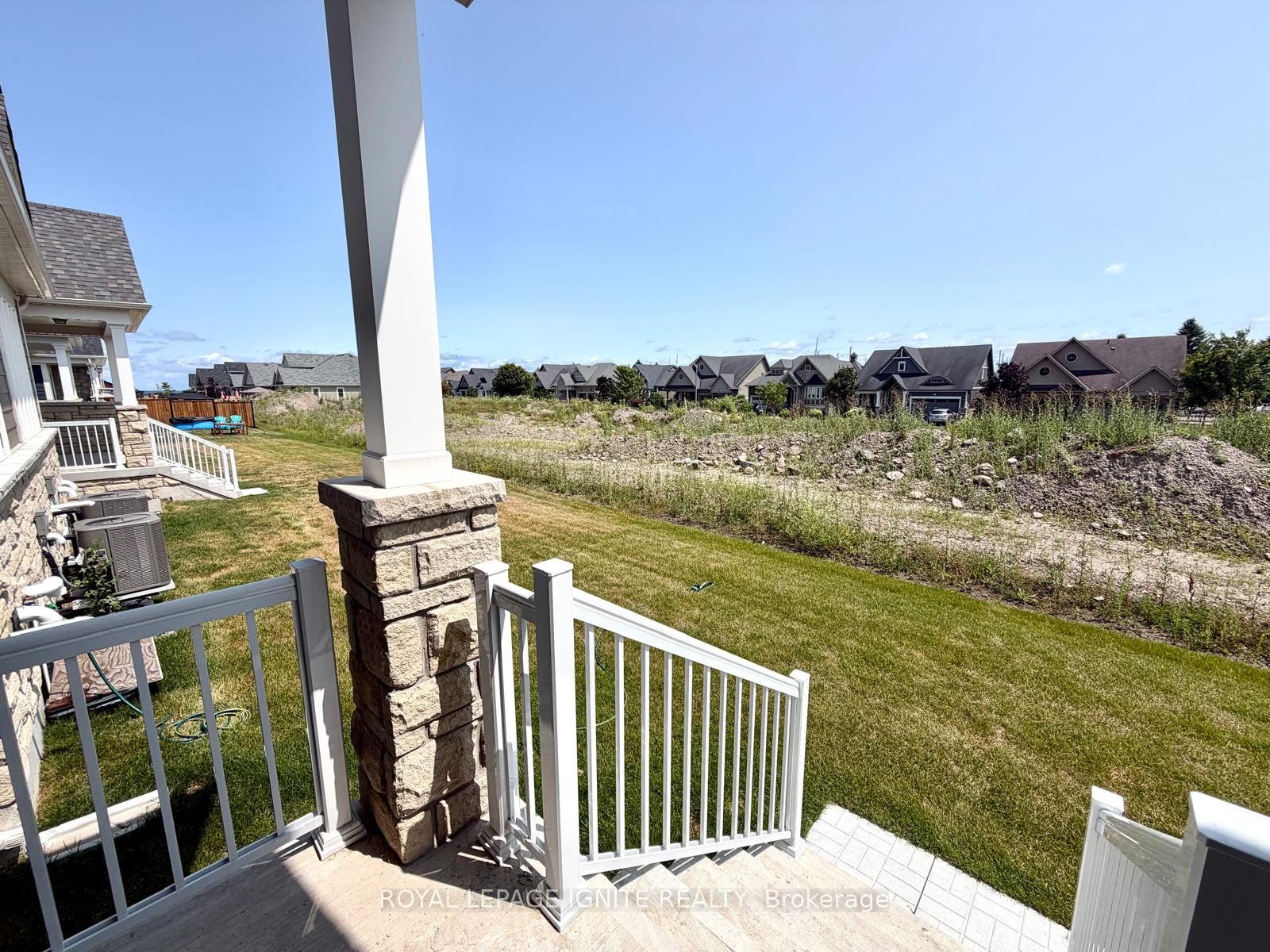 551 Hudson Street Property Photo 33