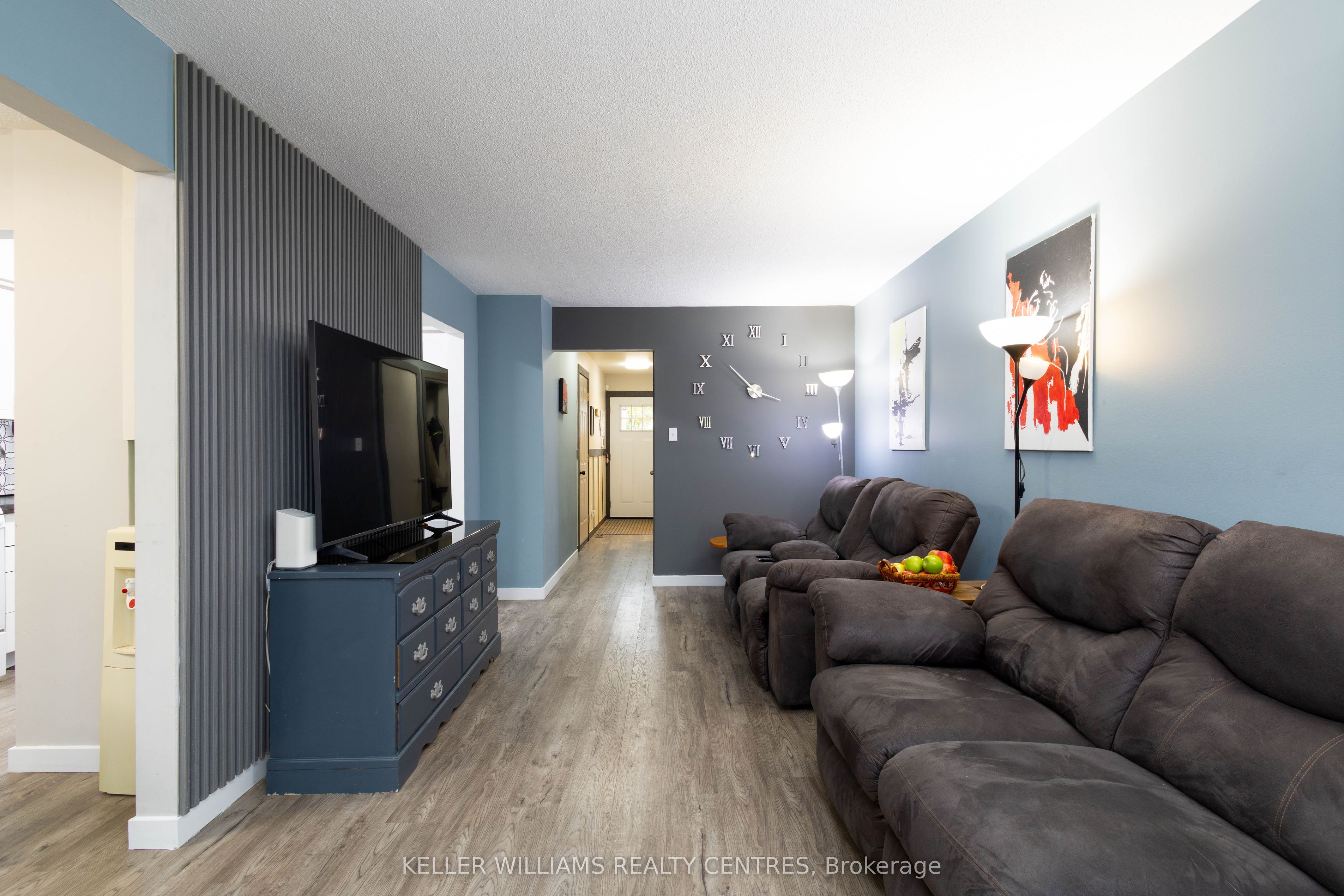 66 Chaucer Crescent Property Photo 8