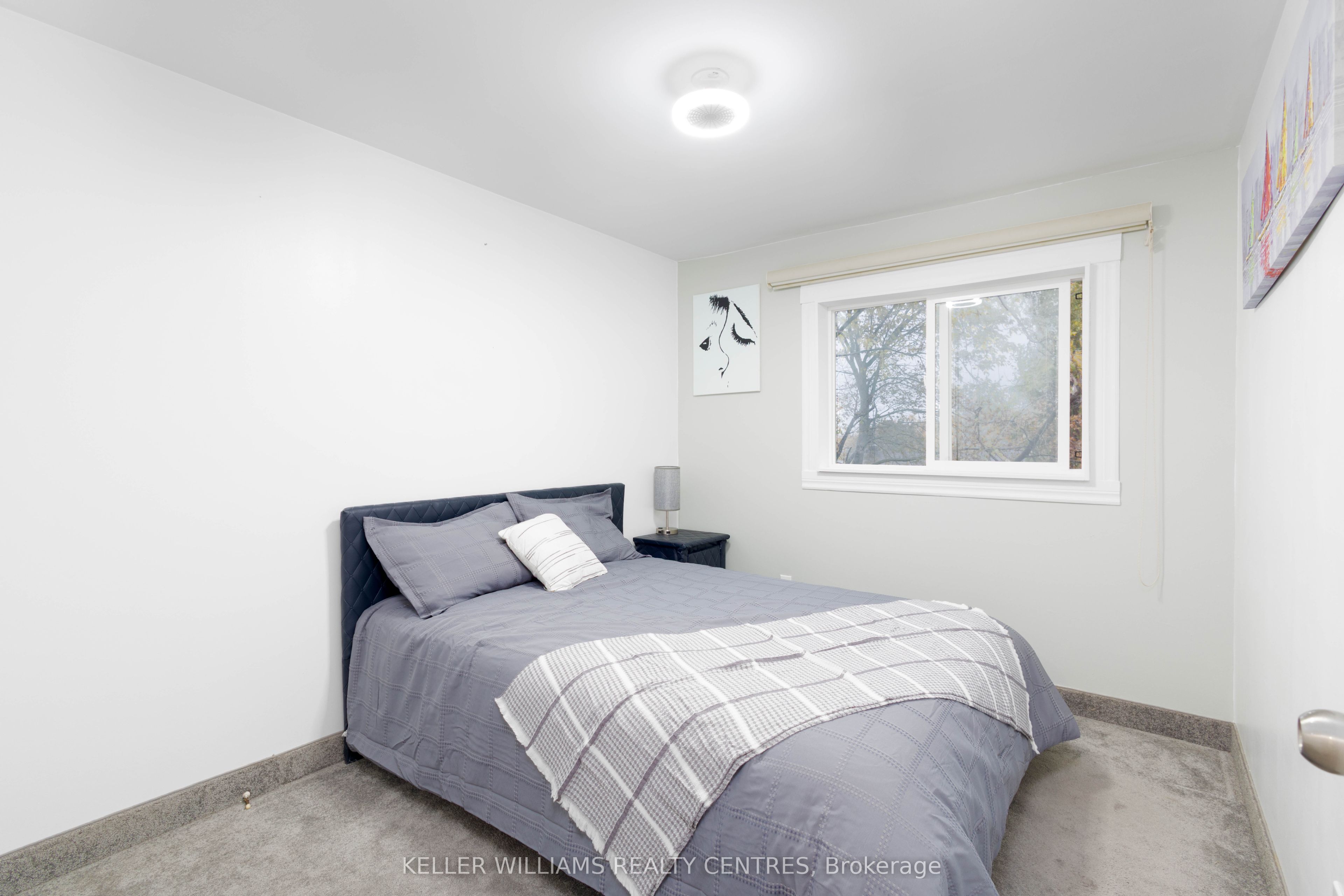 66 Chaucer Crescent Property Photo 16