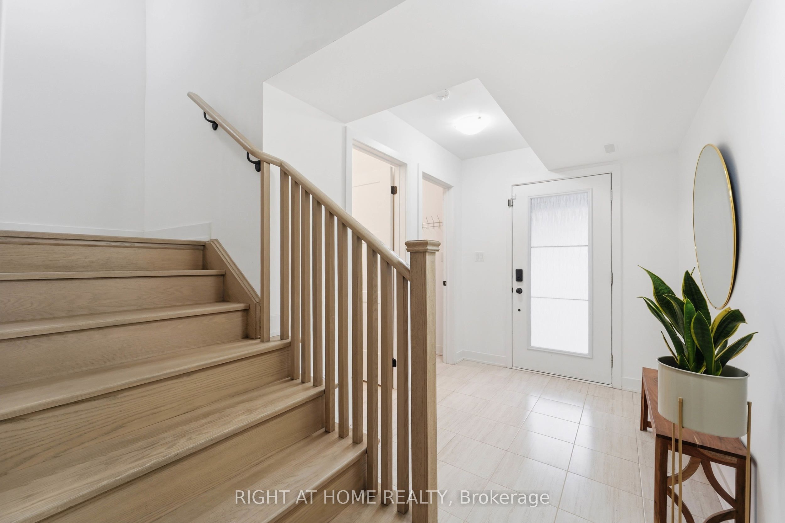 50 Hay Lane Property Photo 6