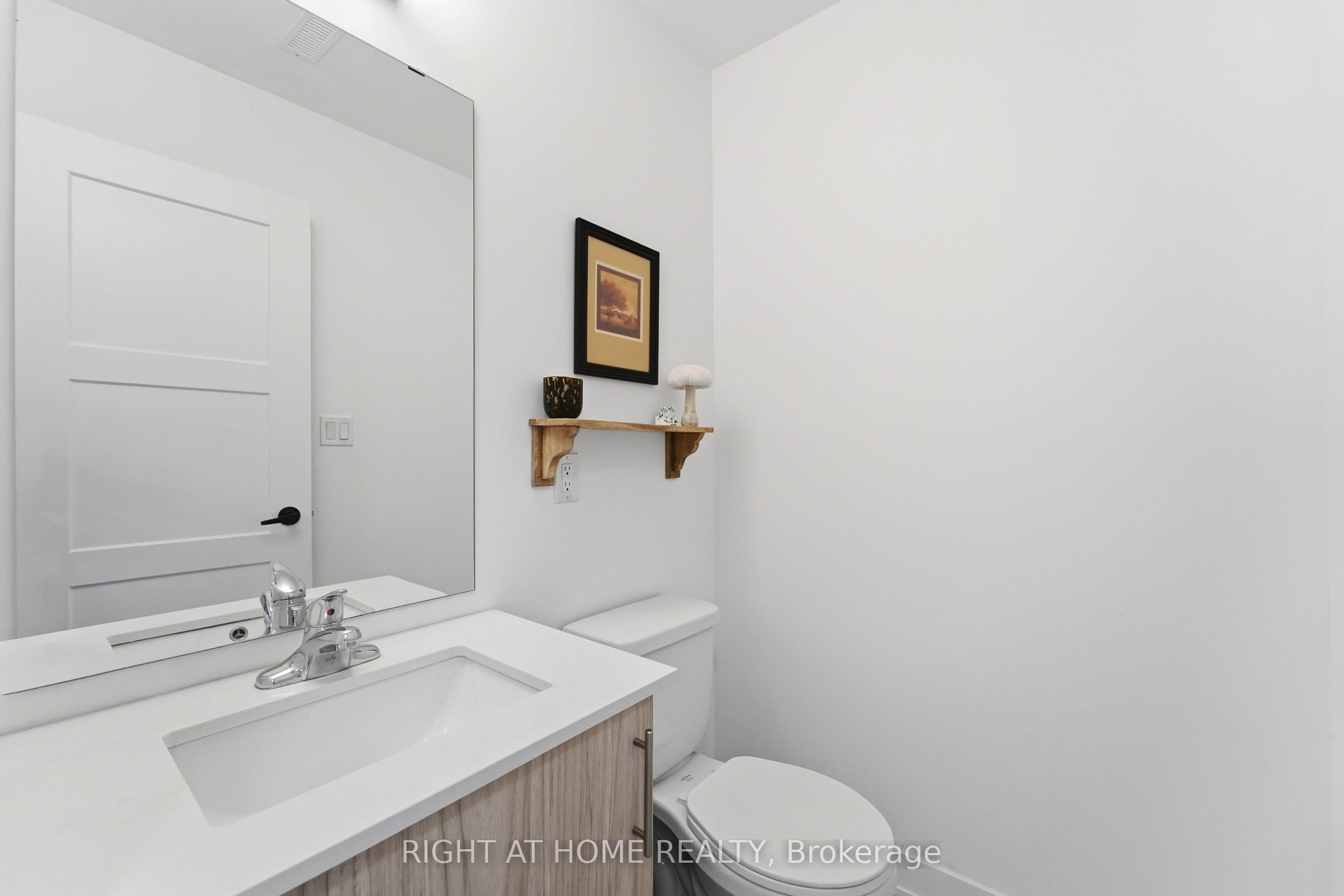 50 Hay Lane Property Photo 7