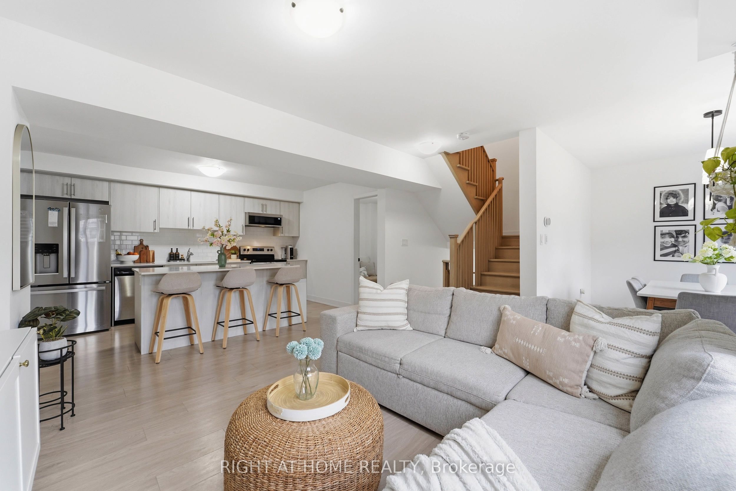50 Hay Lane Property Photo 15