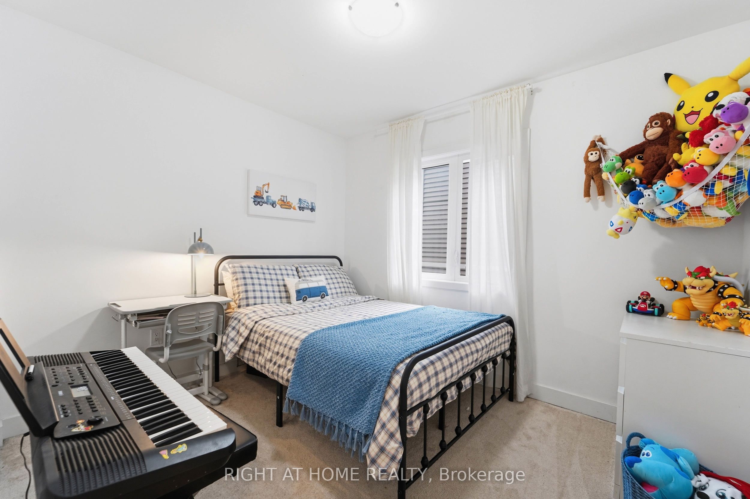 50 Hay Lane Property Photo 22