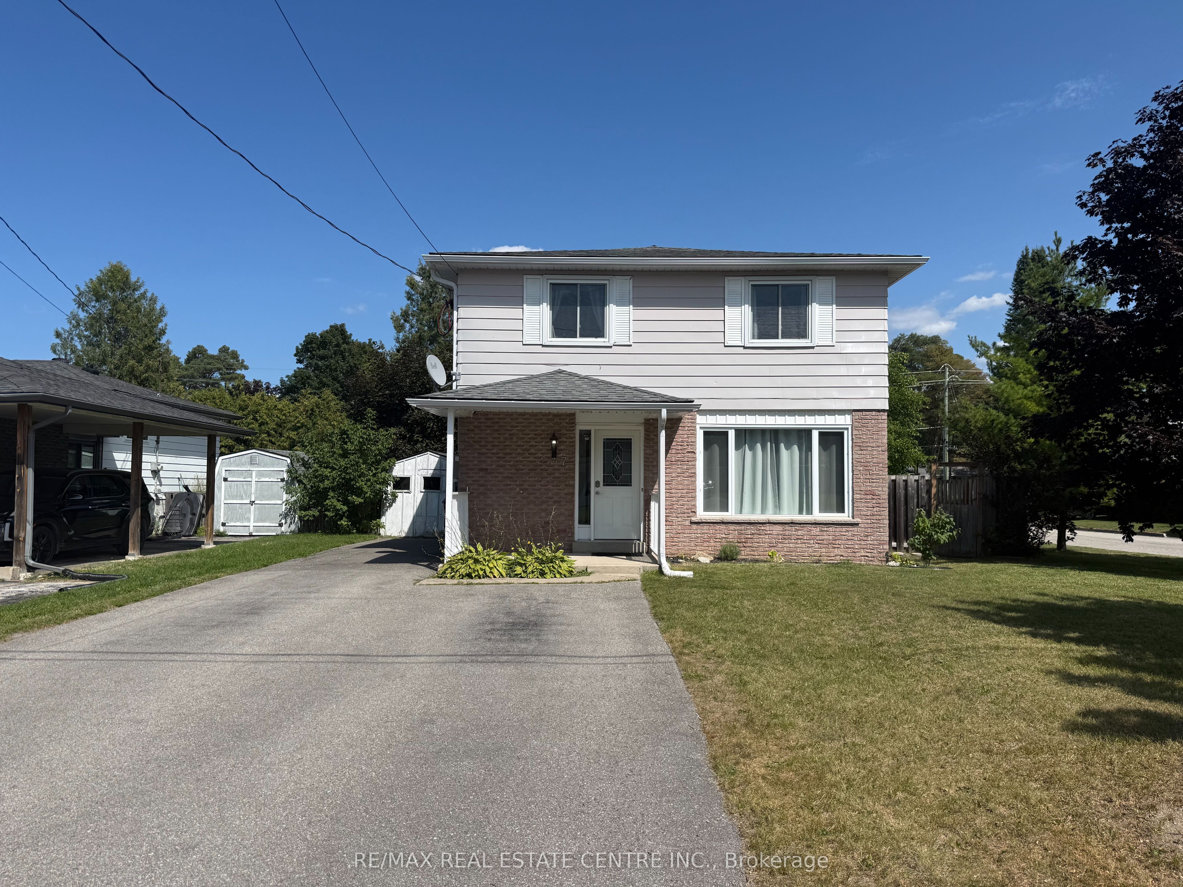 247 Eric Street Property Photo 1