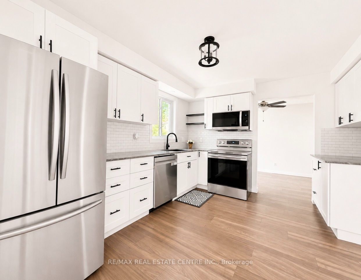 247 Eric Street Property Photo 14