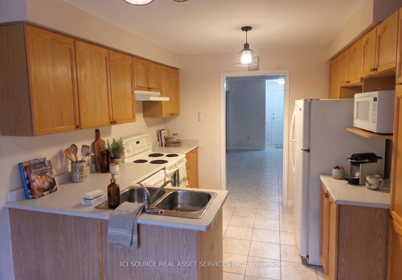99 Esther Drive Property Photo 3