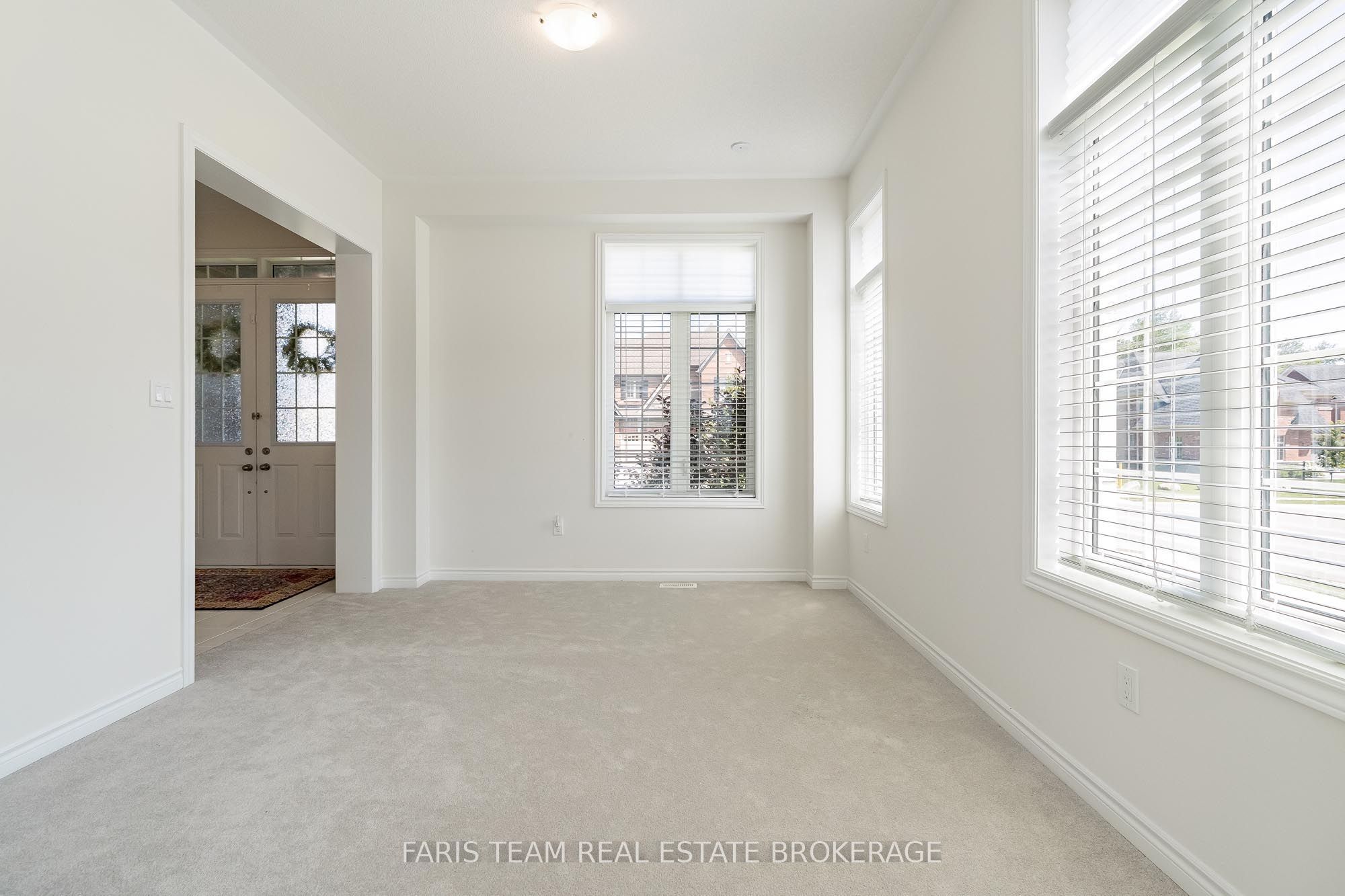 12 Thompson Way Property Photo 20