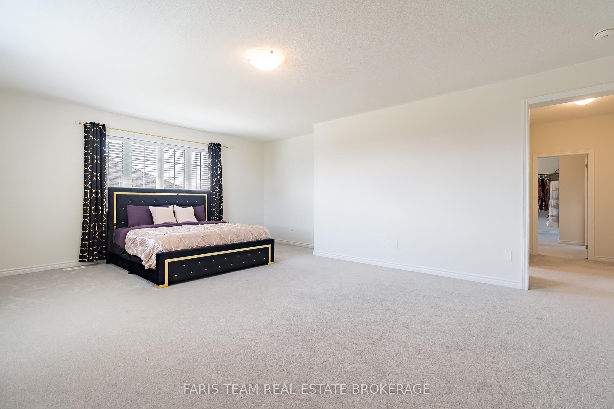 12 Thompson Way Property Photo 25