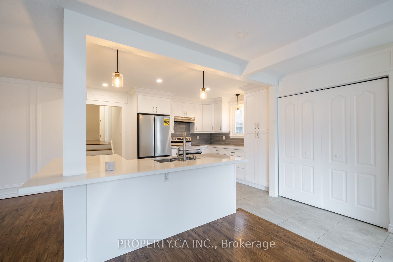 24 Thorncrest Road Property Photo 6