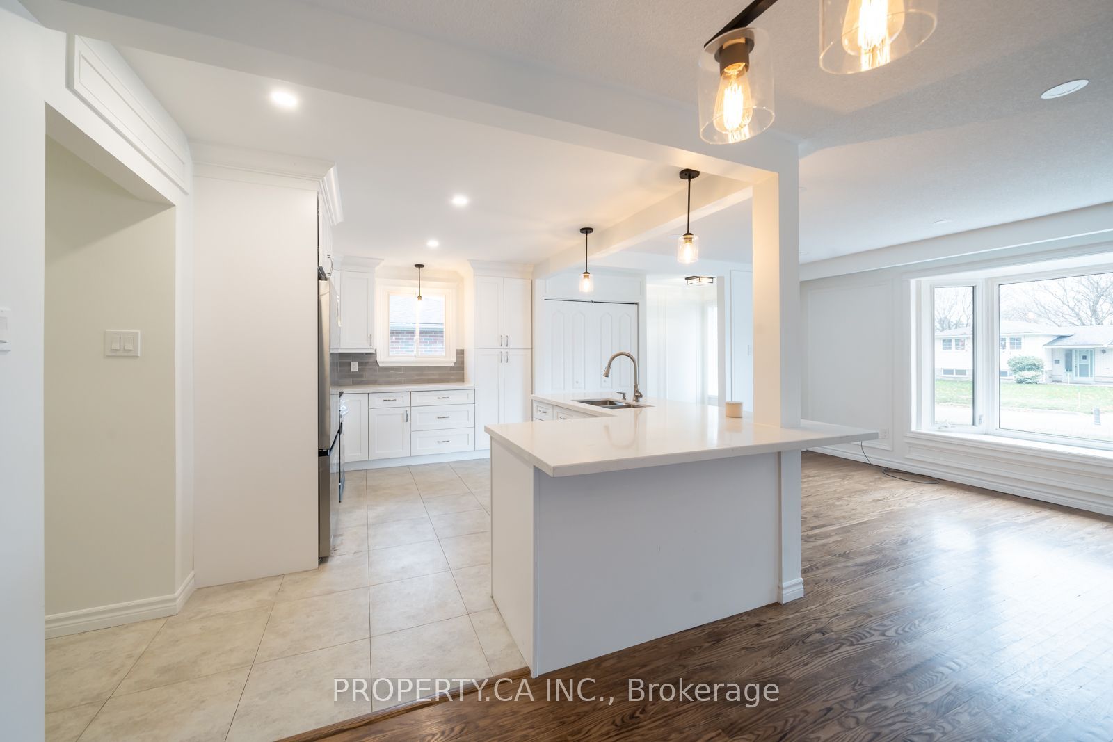 24 Thorncrest Road Property Photo 10
