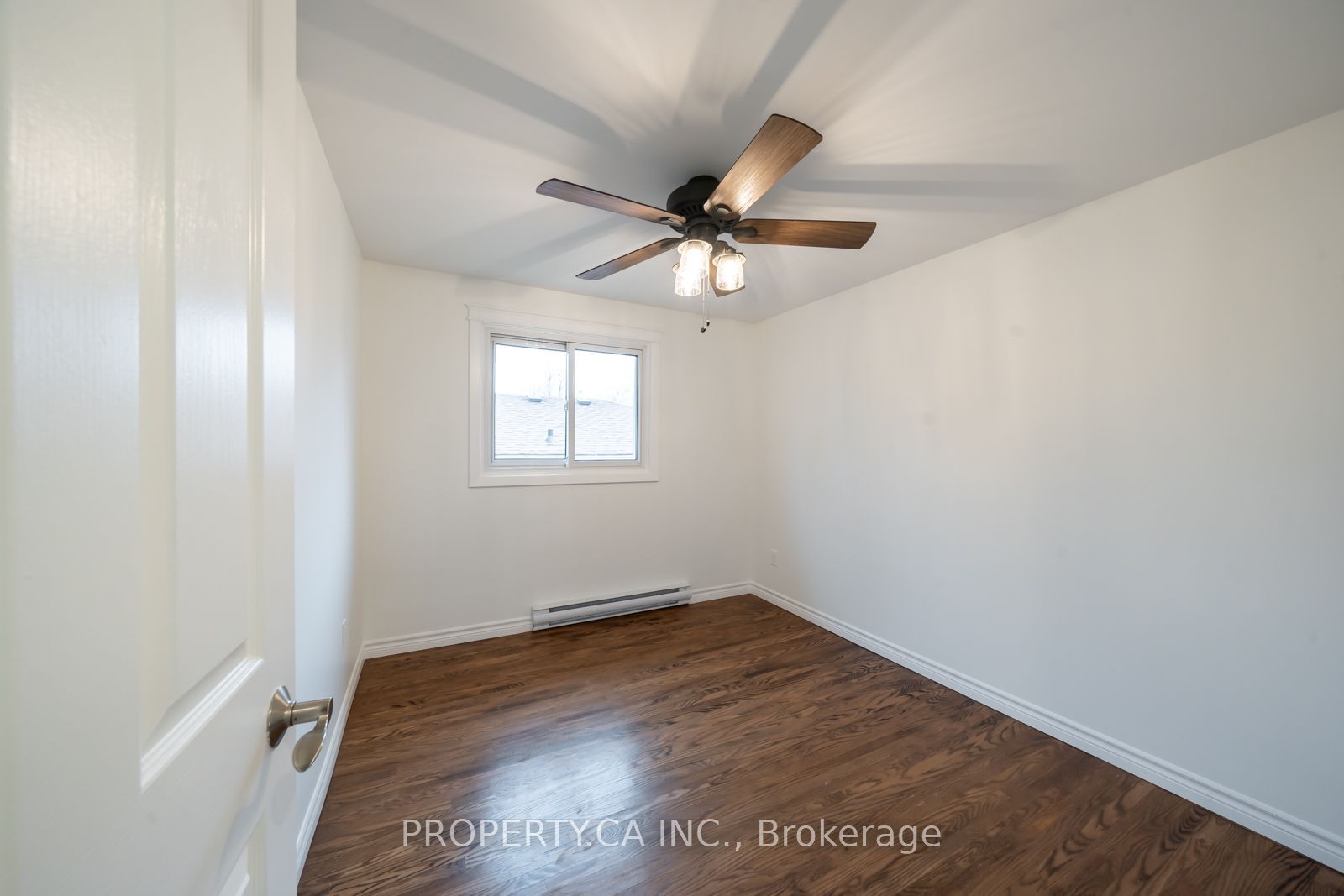 24 Thorncrest Road Property Photo 15