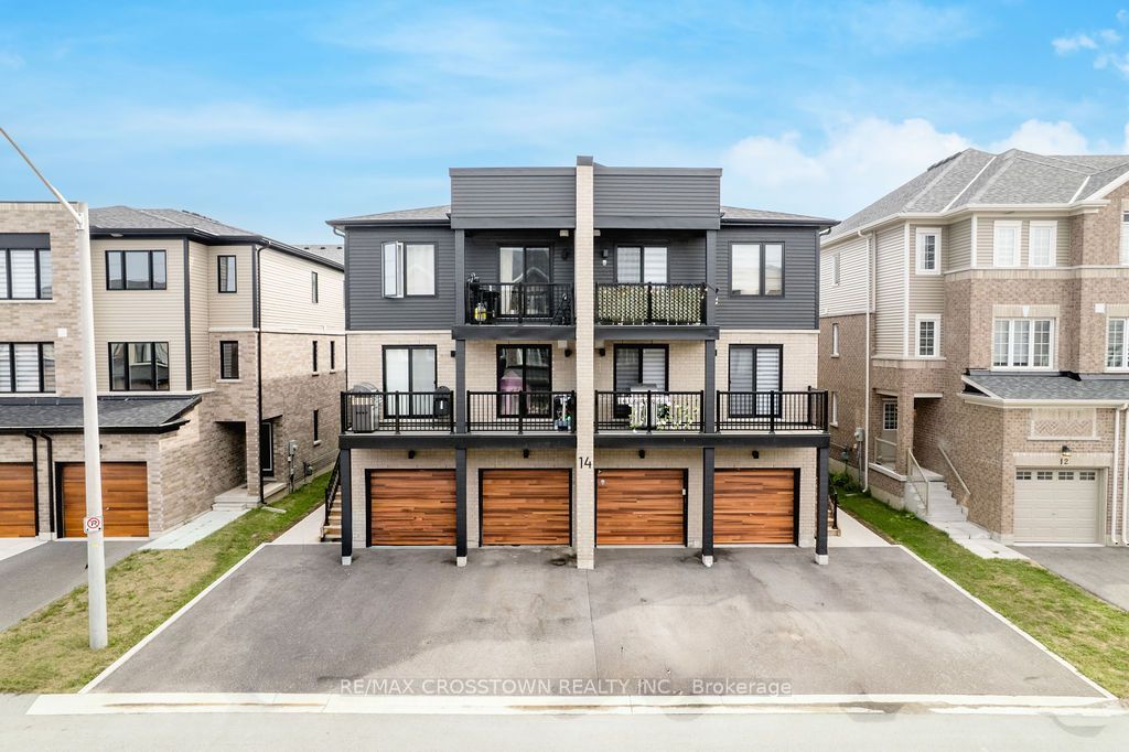 14 Pumpkin Corner Crescent 1 Property Photo 1