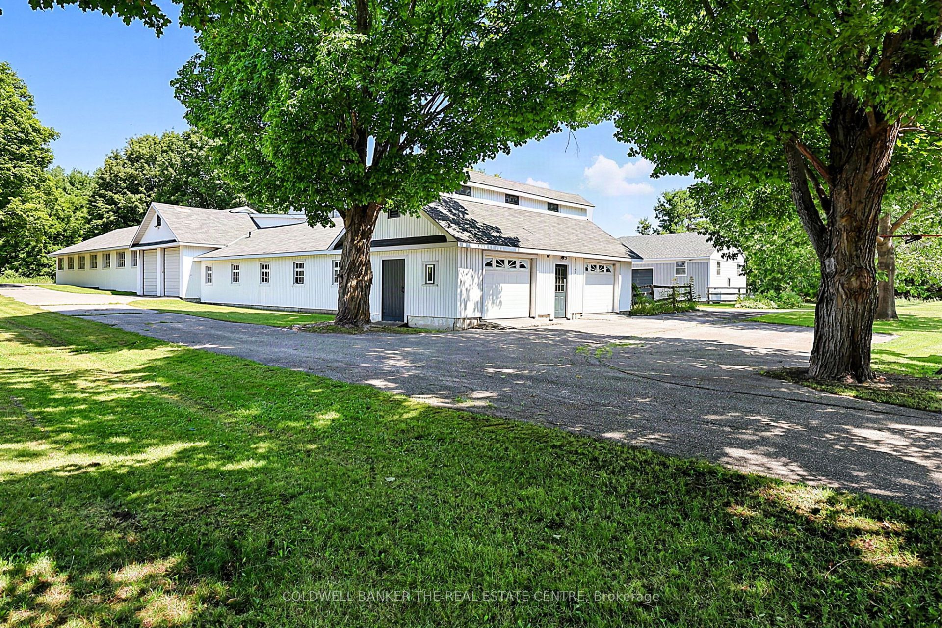 S13704340 Property Photo 8