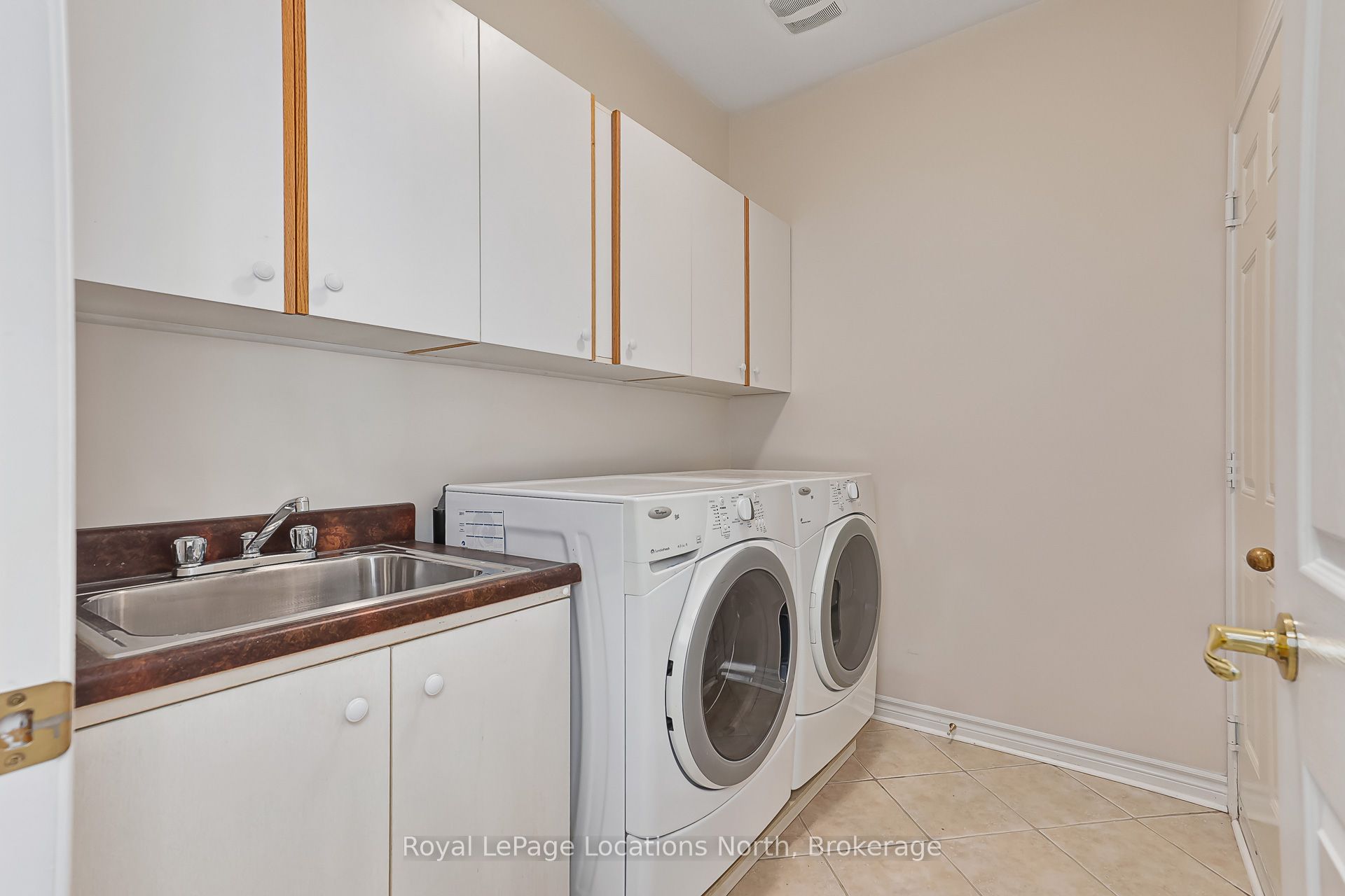 19 Kells Crescent Property Photo 14