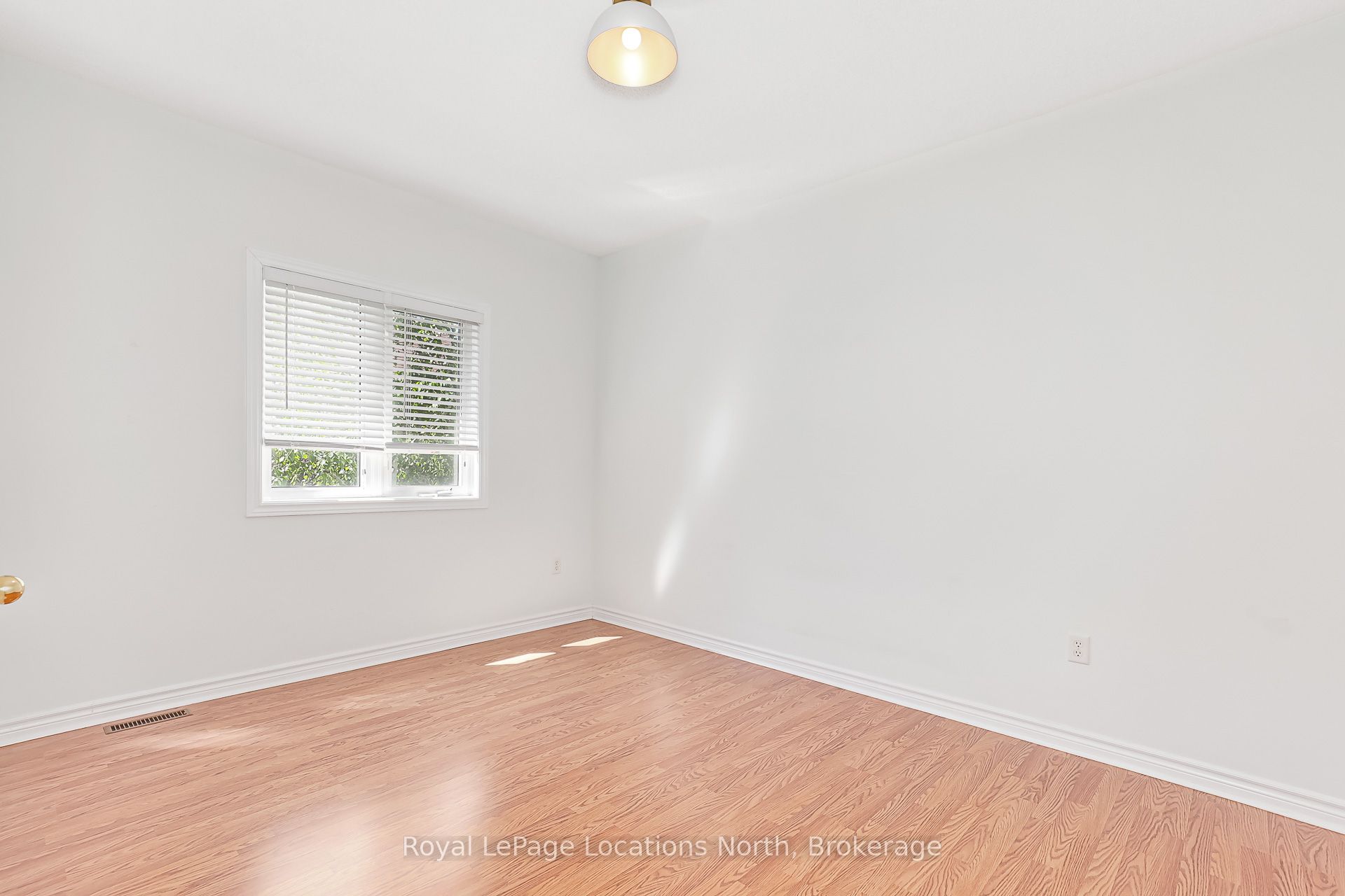 19 Kells Crescent Property Photo 32