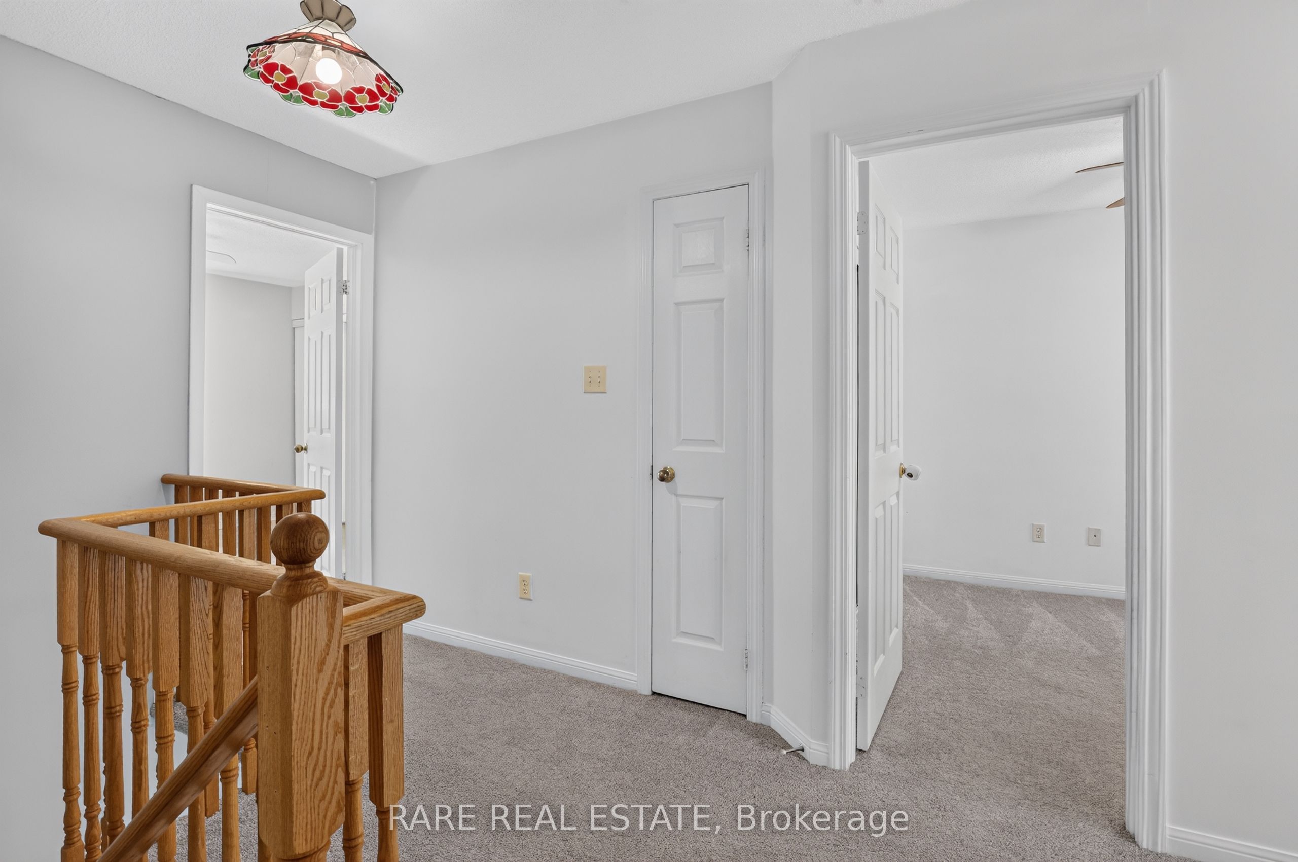 102 Hawthorne Crescent Property Photo 8