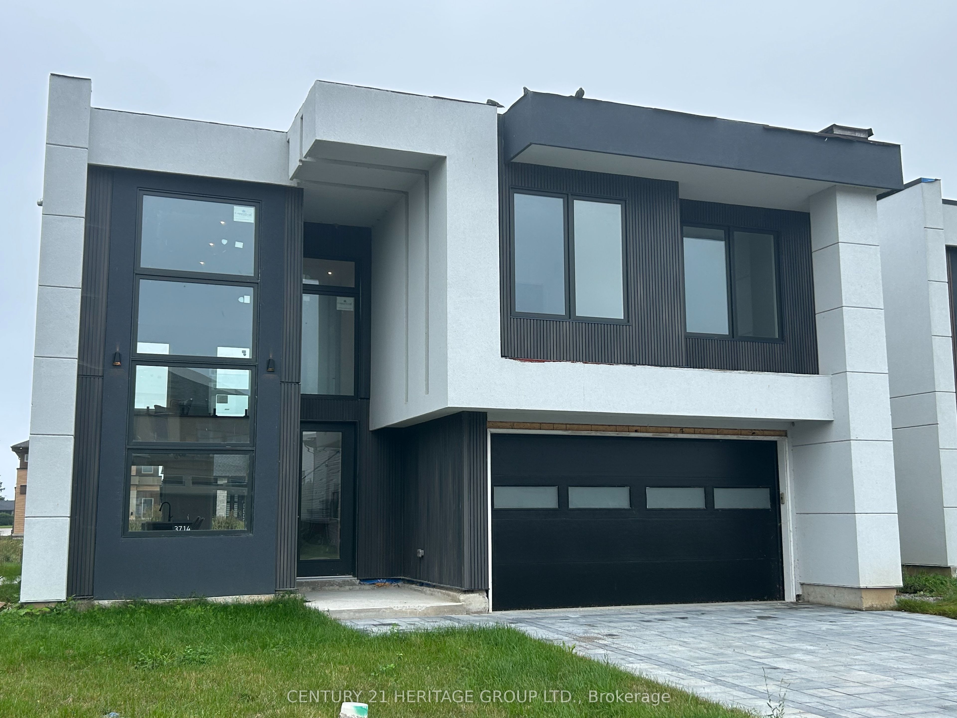 3714 Quayside Drive Property Photo 1